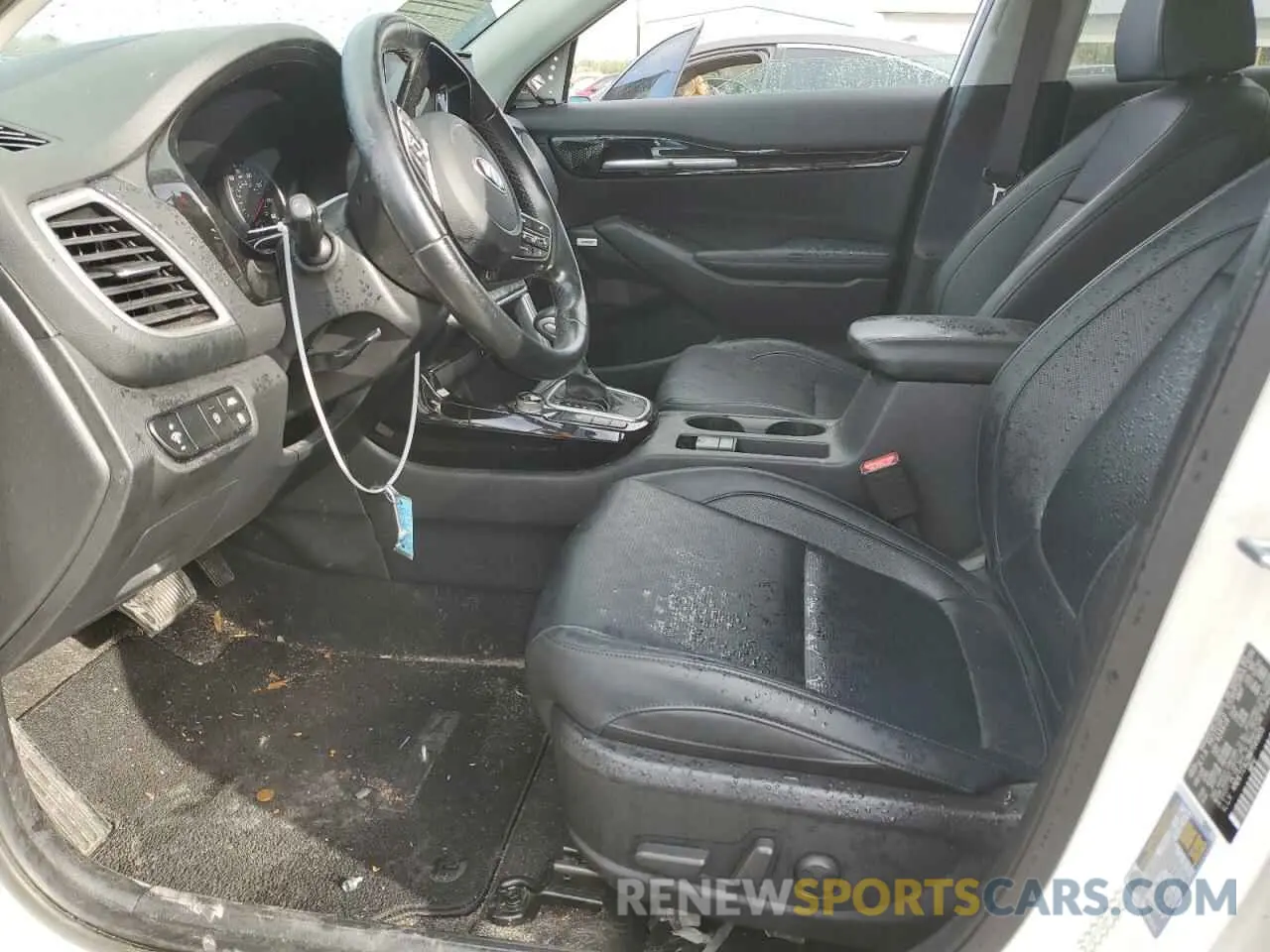 7 Photograph of a damaged car KNDETCA28M7141605 KIA SELTOS 2021