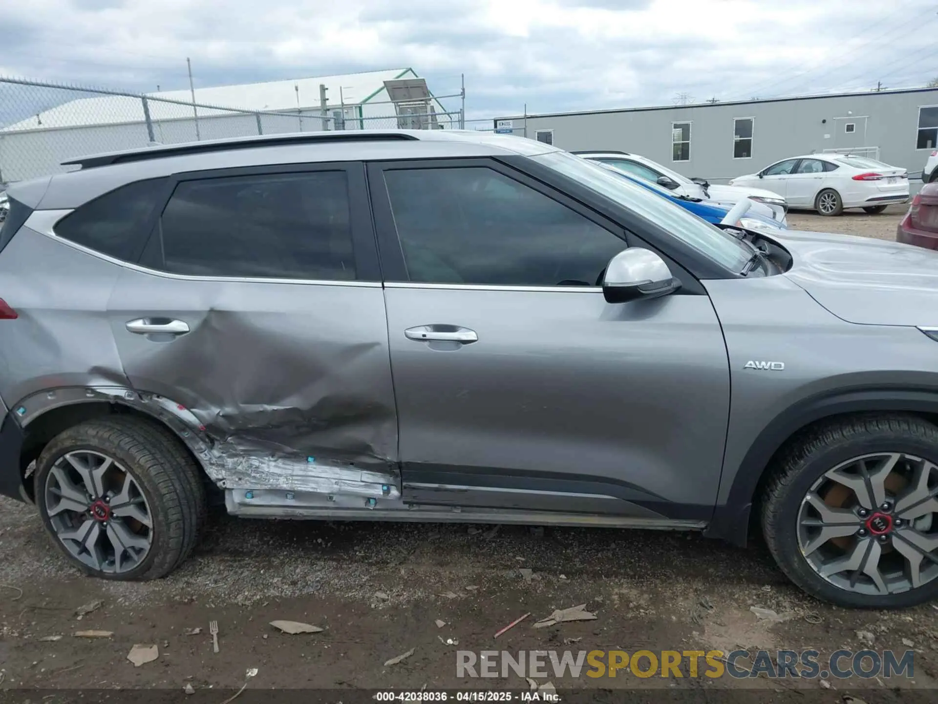 13 Фотография поврежденного автомобиля KNDETCA28M7161143 KIA SELTOS 2021