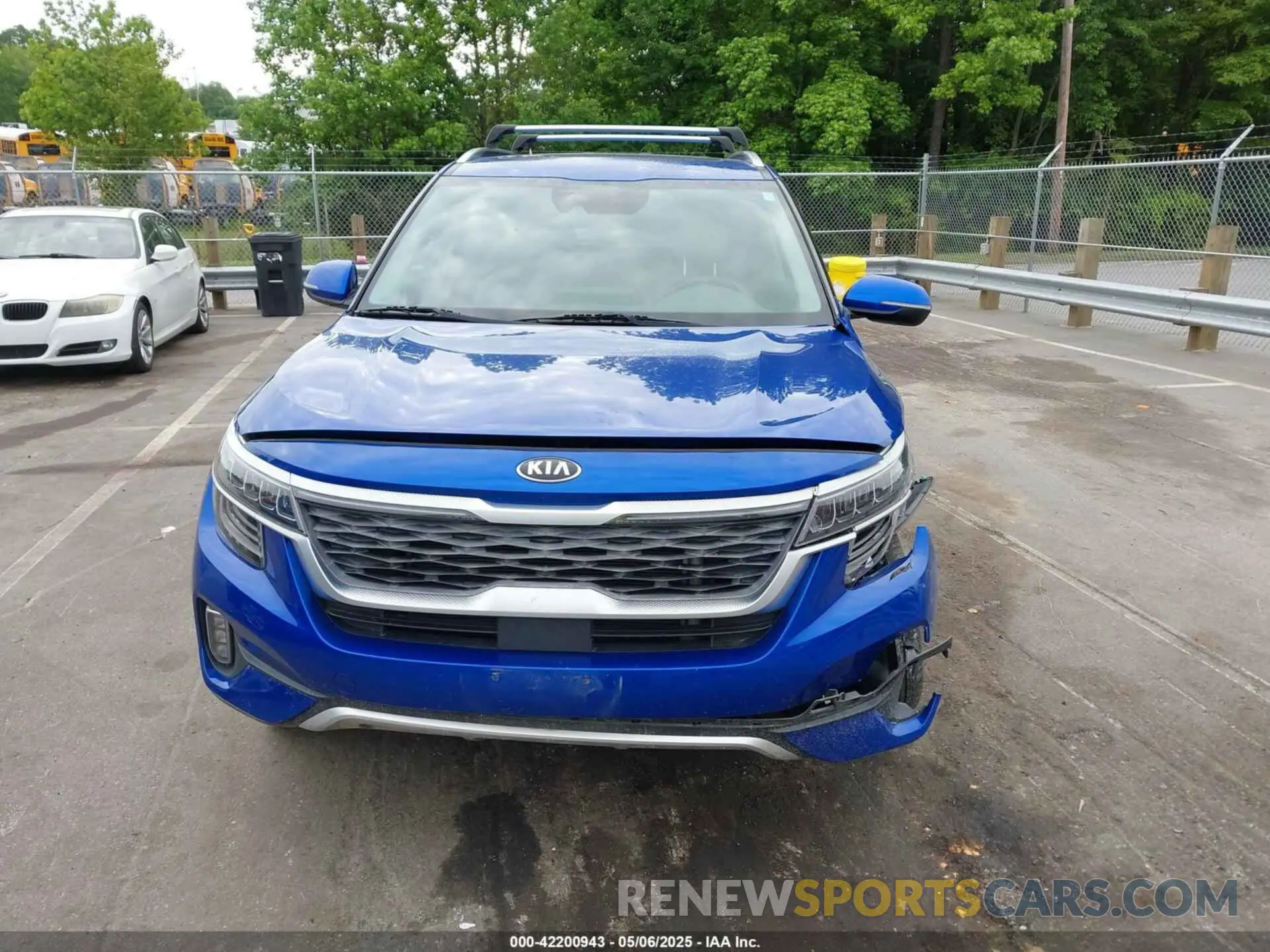 12 Photograph of a damaged car KNDETCA29M7083021 KIA SELTOS 2021
