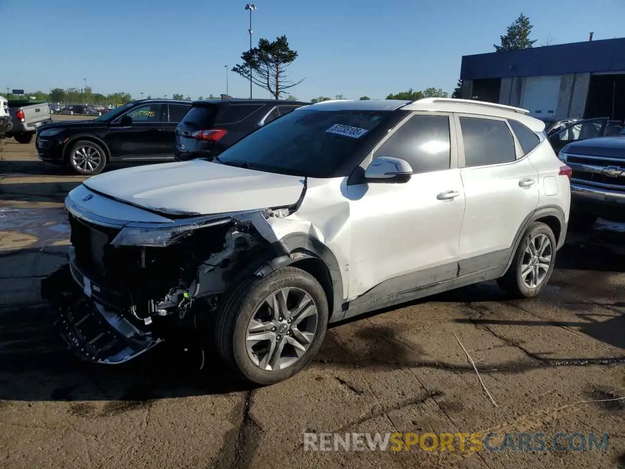 1 Фотография поврежденного автомобиля KNDEU2AA3M7221716 KIA SELTOS 2021