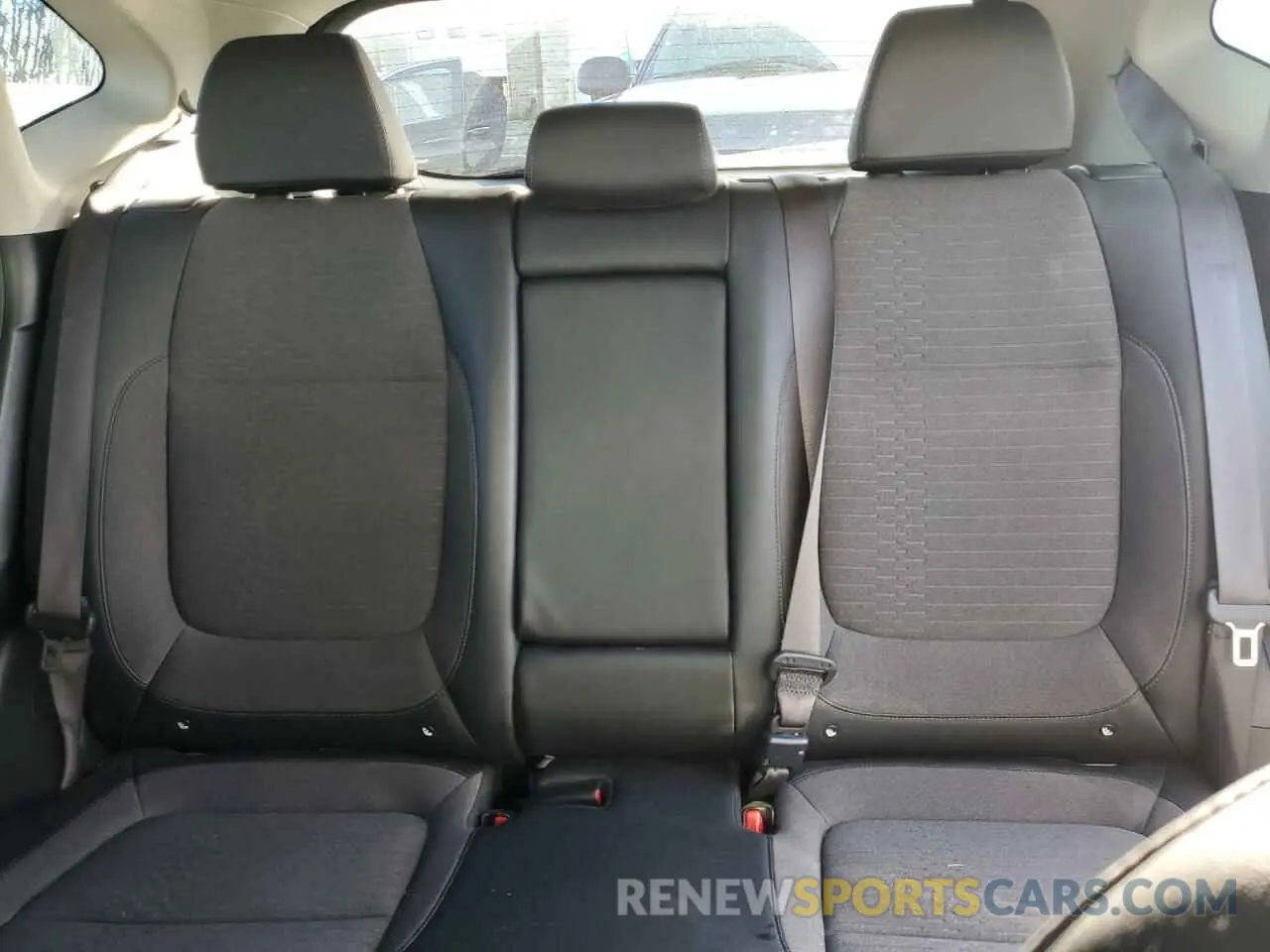 10 Фотография поврежденного автомобиля KNDEU2AA3M7221716 KIA SELTOS 2021