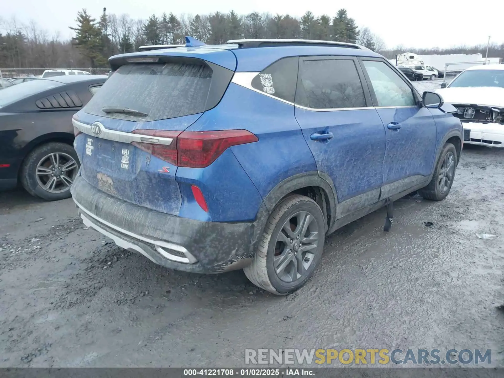 4 Фотография поврежденного автомобиля KNDEU2AA5M7045302 KIA SELTOS 2021