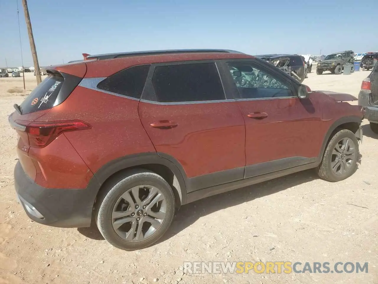 3 Photograph of a damaged car KNDEU2AA6M7100131 KIA SELTOS 2021