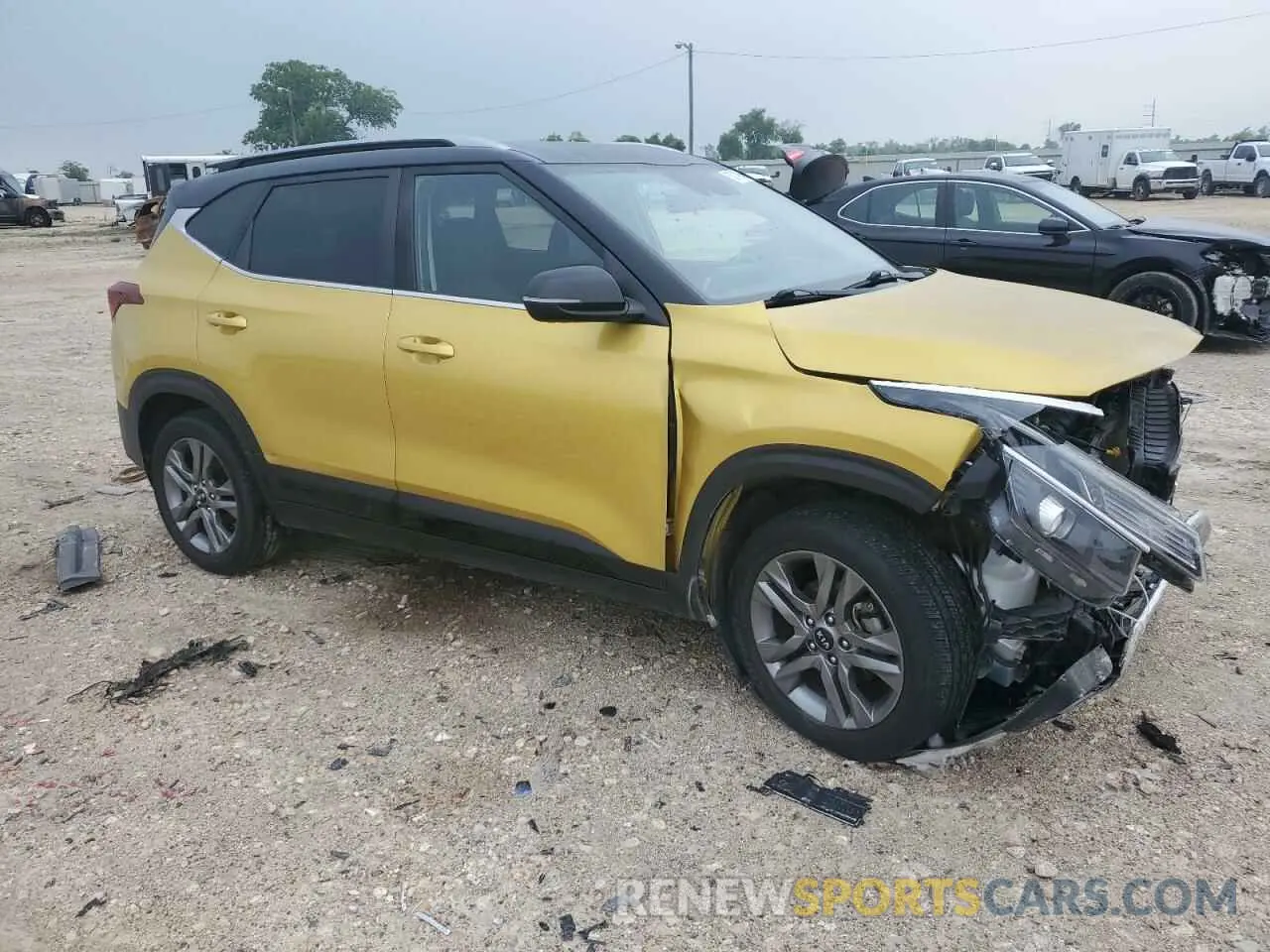 4 Фотография поврежденного автомобиля KNDEU2AA8M7151033 KIA SELTOS 2021