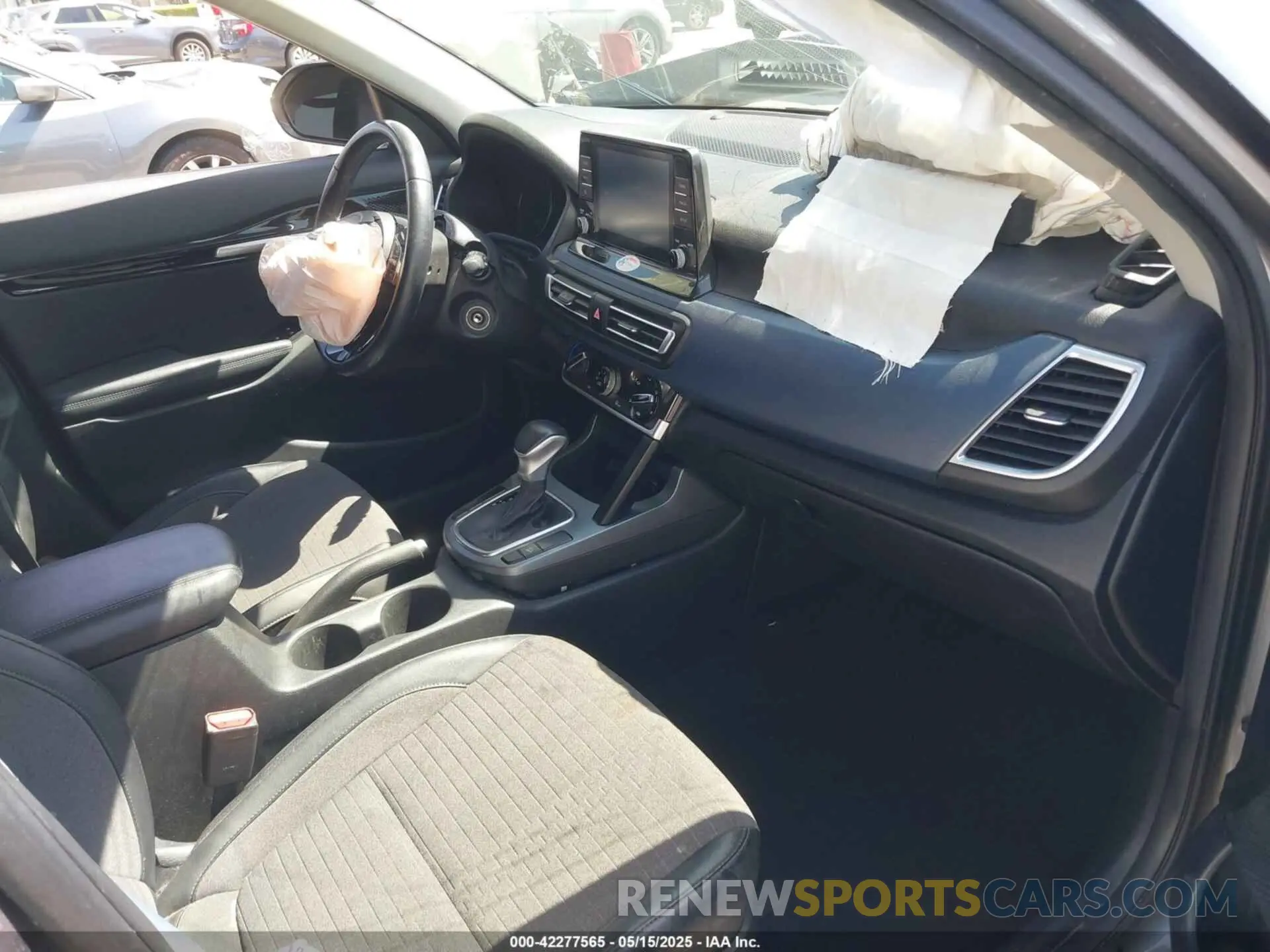 5 Photograph of a damaged car KNDEU2AA8M7225051 KIA SELTOS 2021