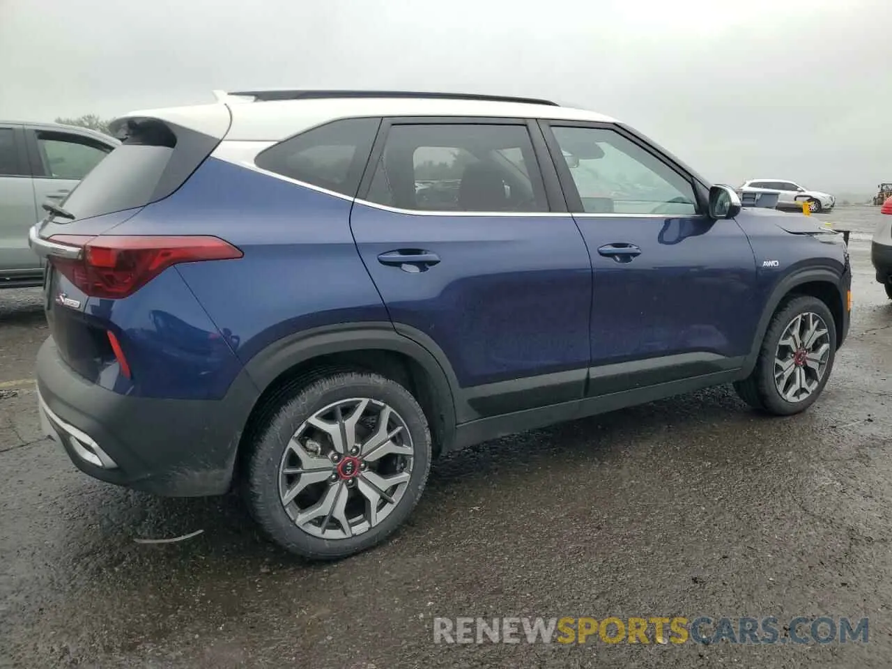 3 Photograph of a damaged car KNDEUCA20M7129459 KIA SELTOS 2021