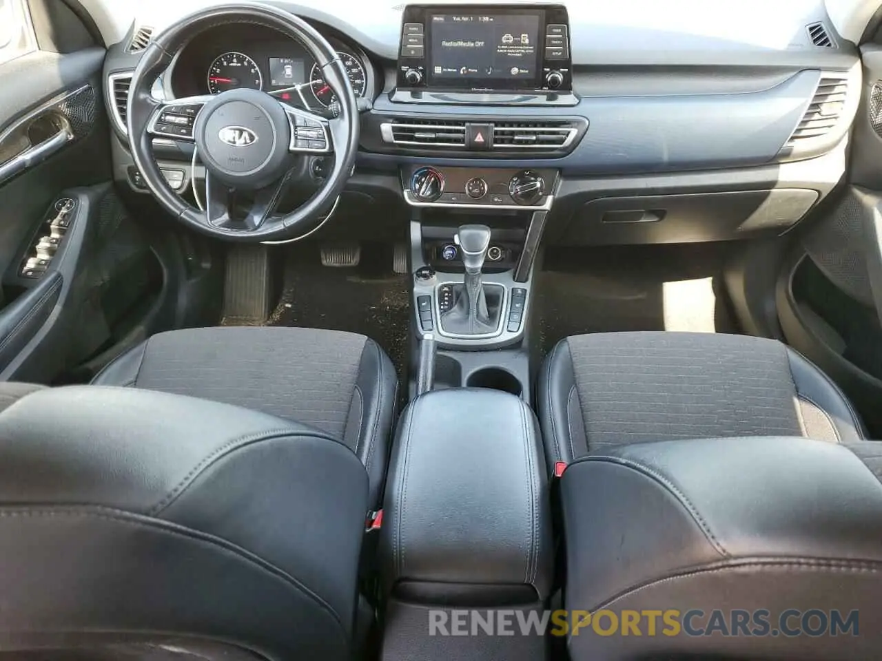 8 Фотография поврежденного автомобиля KNDEUCA25M7096104 KIA SELTOS 2021