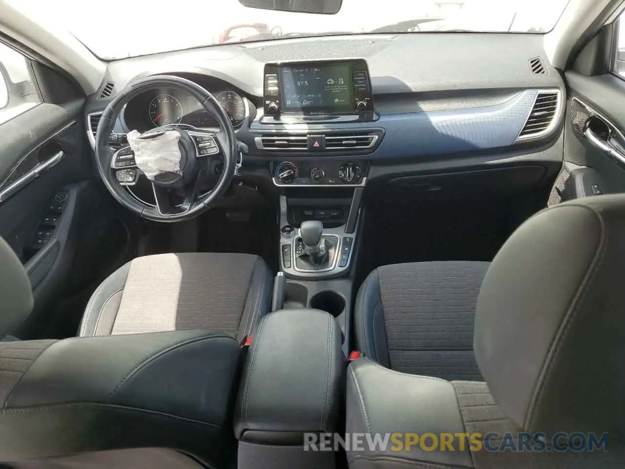 8 Фотография поврежденного автомобиля KNDEUCAA0M7223090 KIA SELTOS 2021