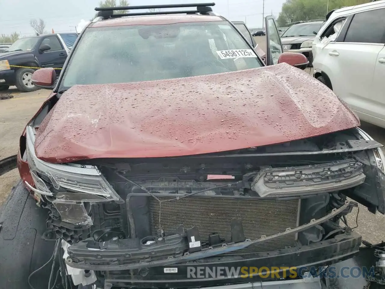 11 Photograph of a damaged car KNDEUCAA1M7116081 KIA SELTOS 2021