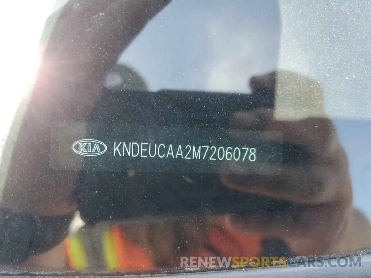 13 Photograph of a damaged car KNDEUCAA2M7206078 KIA SELTOS 2021