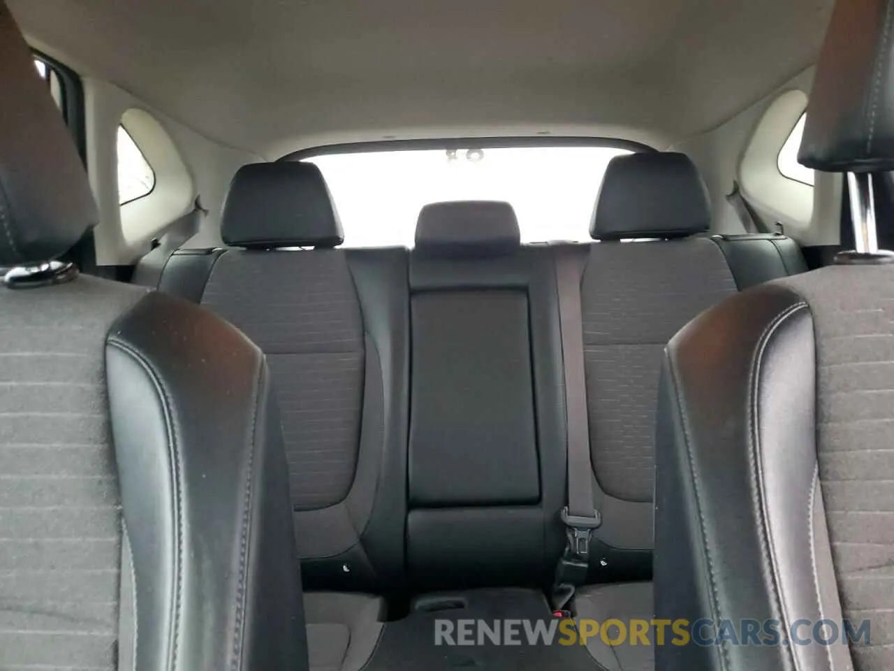 10 Фотография поврежденного автомобиля KNDEUCAA3M7043327 KIA SELTOS 2021