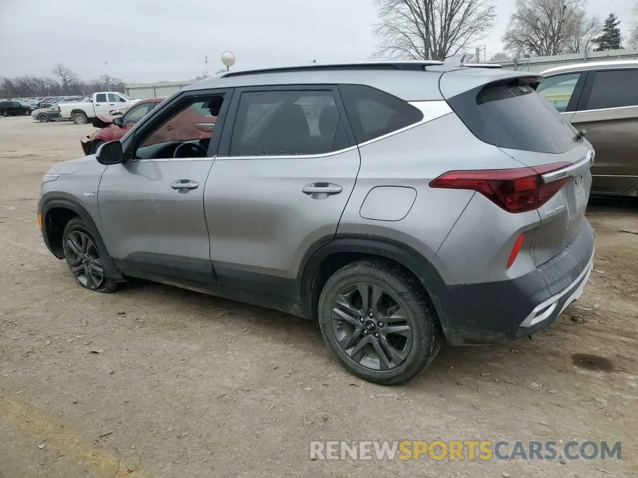 2 Фотография поврежденного автомобиля KNDEUCAA3M7043327 KIA SELTOS 2021