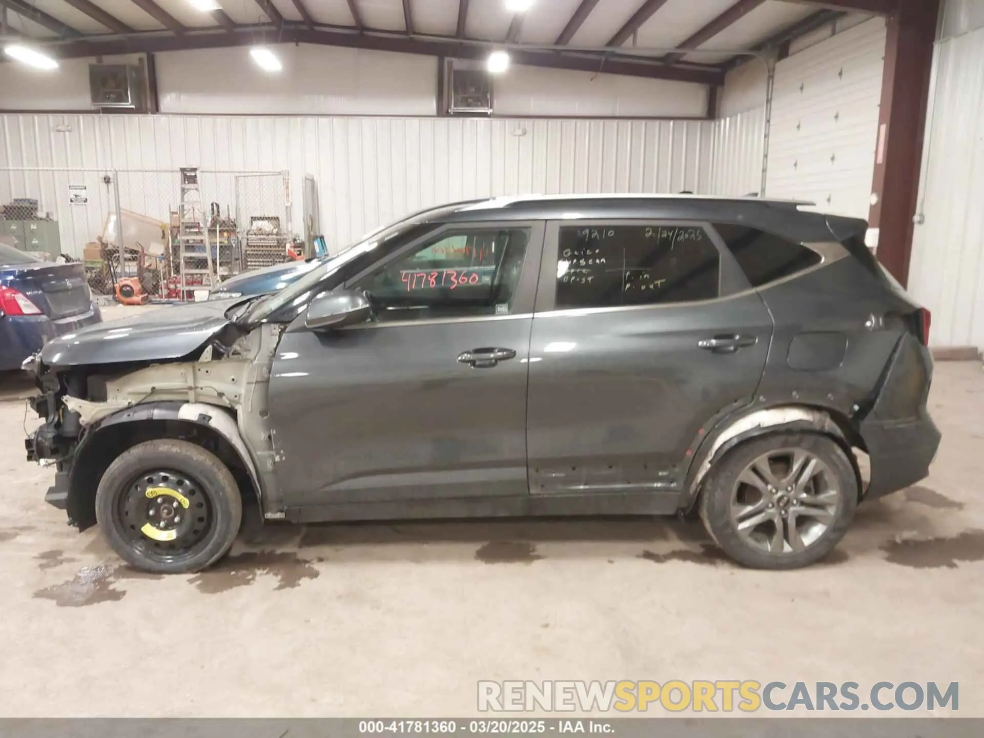 15 Photograph of a damaged car KNDEUCAA5M7100918 KIA SELTOS 2021