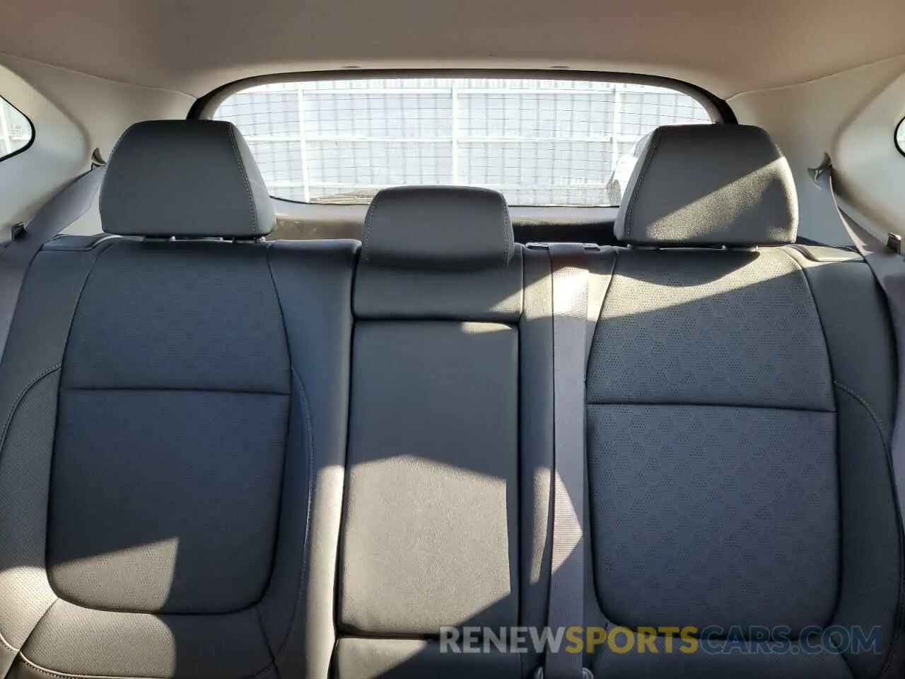 10 Фотография поврежденного автомобиля KNDEUCAA6M7135158 KIA SELTOS 2021