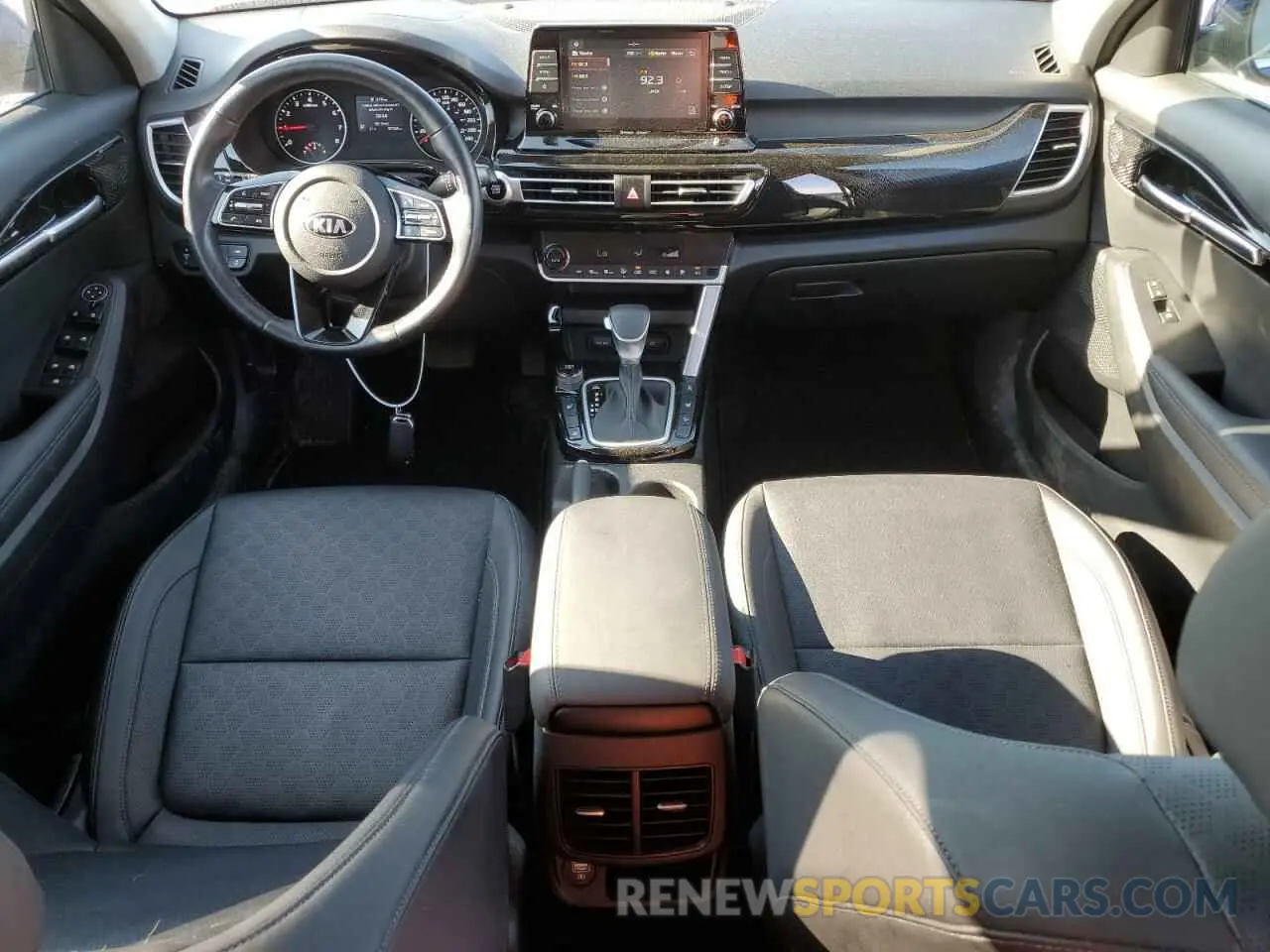 8 Фотография поврежденного автомобиля KNDEUCAA6M7135158 KIA SELTOS 2021