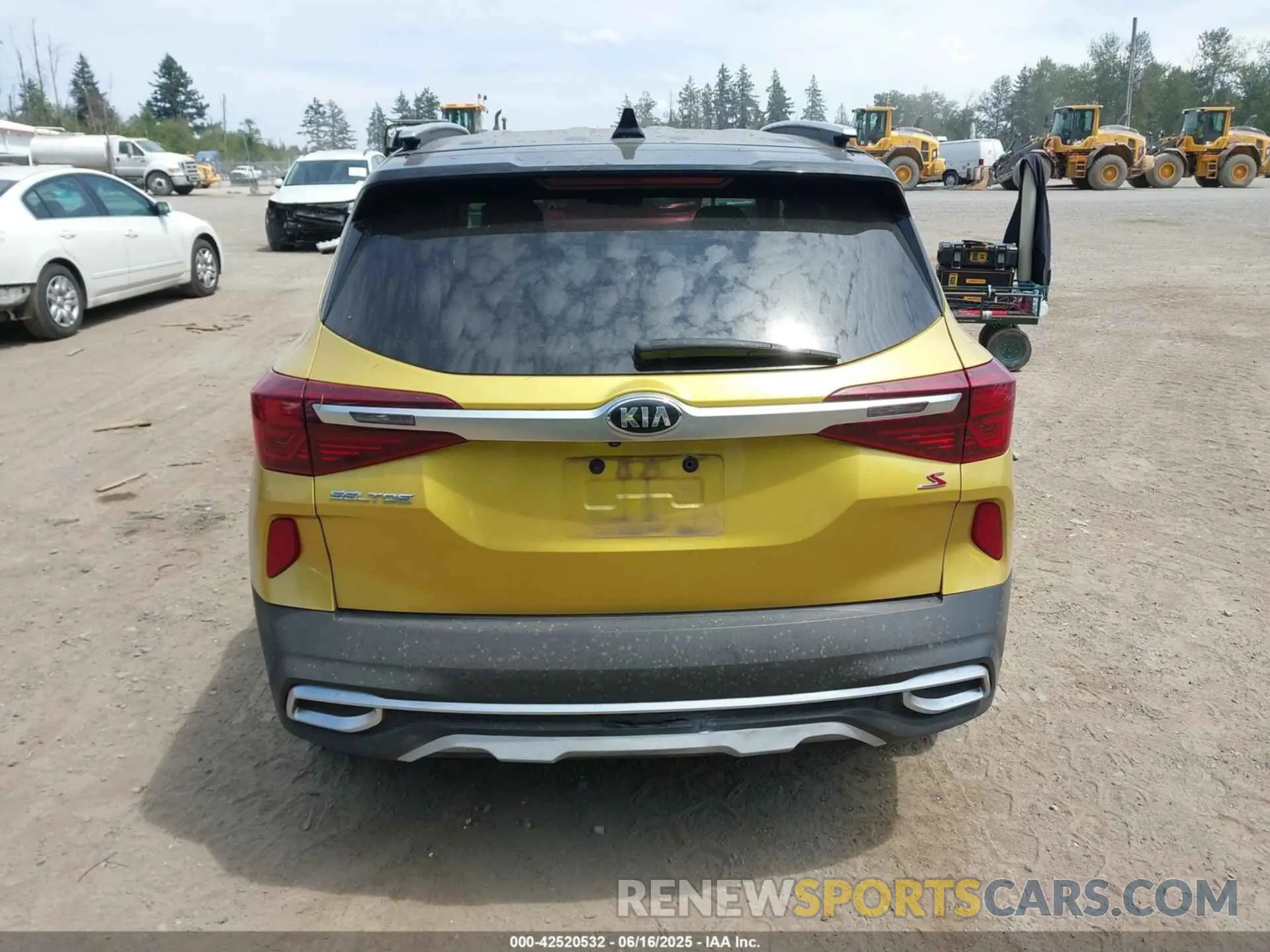 16 Фотография поврежденного автомобиля KNDEUCAA6M7196025 KIA SELTOS 2021