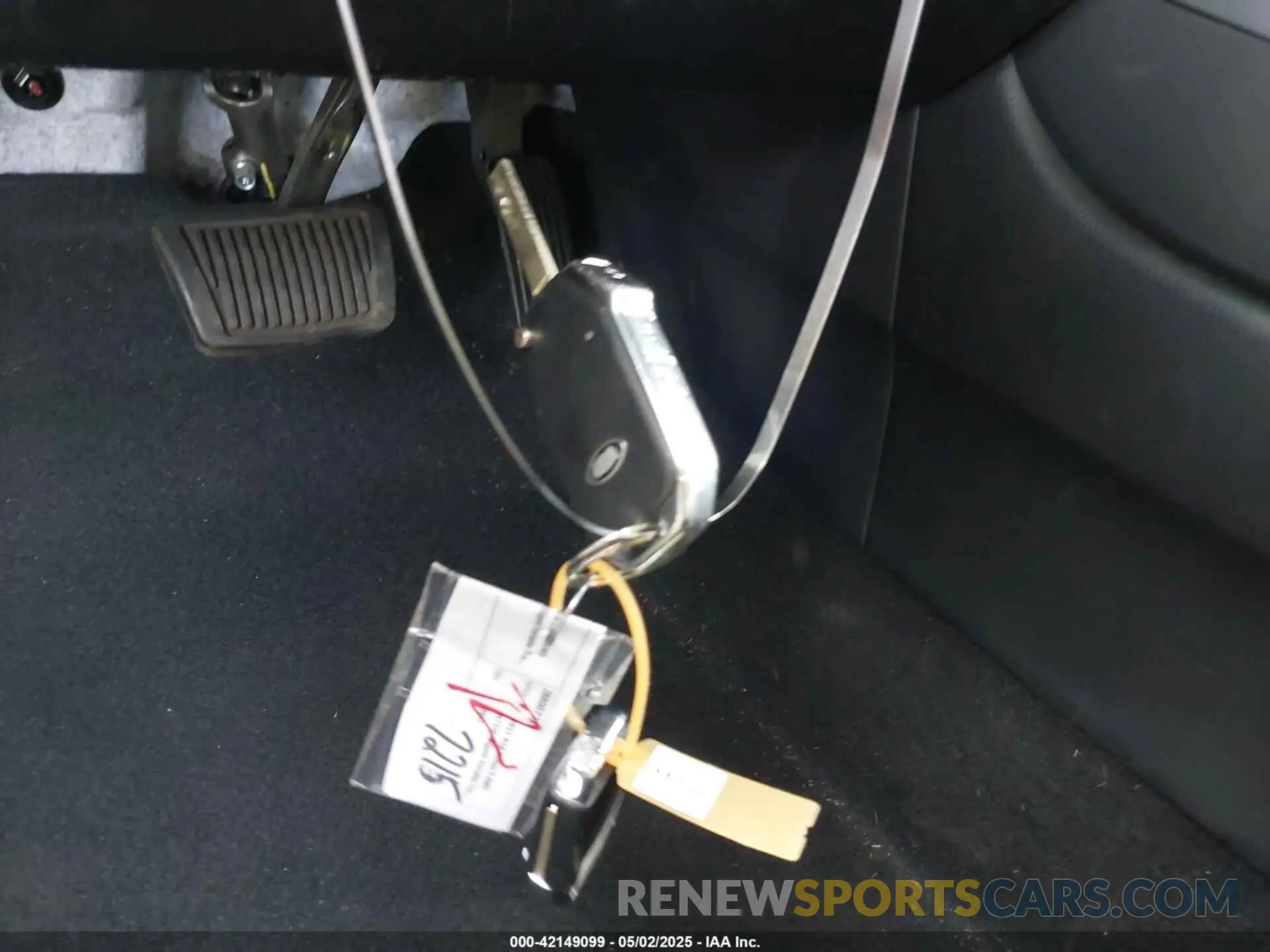 11 Photograph of a damaged car KNDEUCAA7M7205718 KIA SELTOS 2021