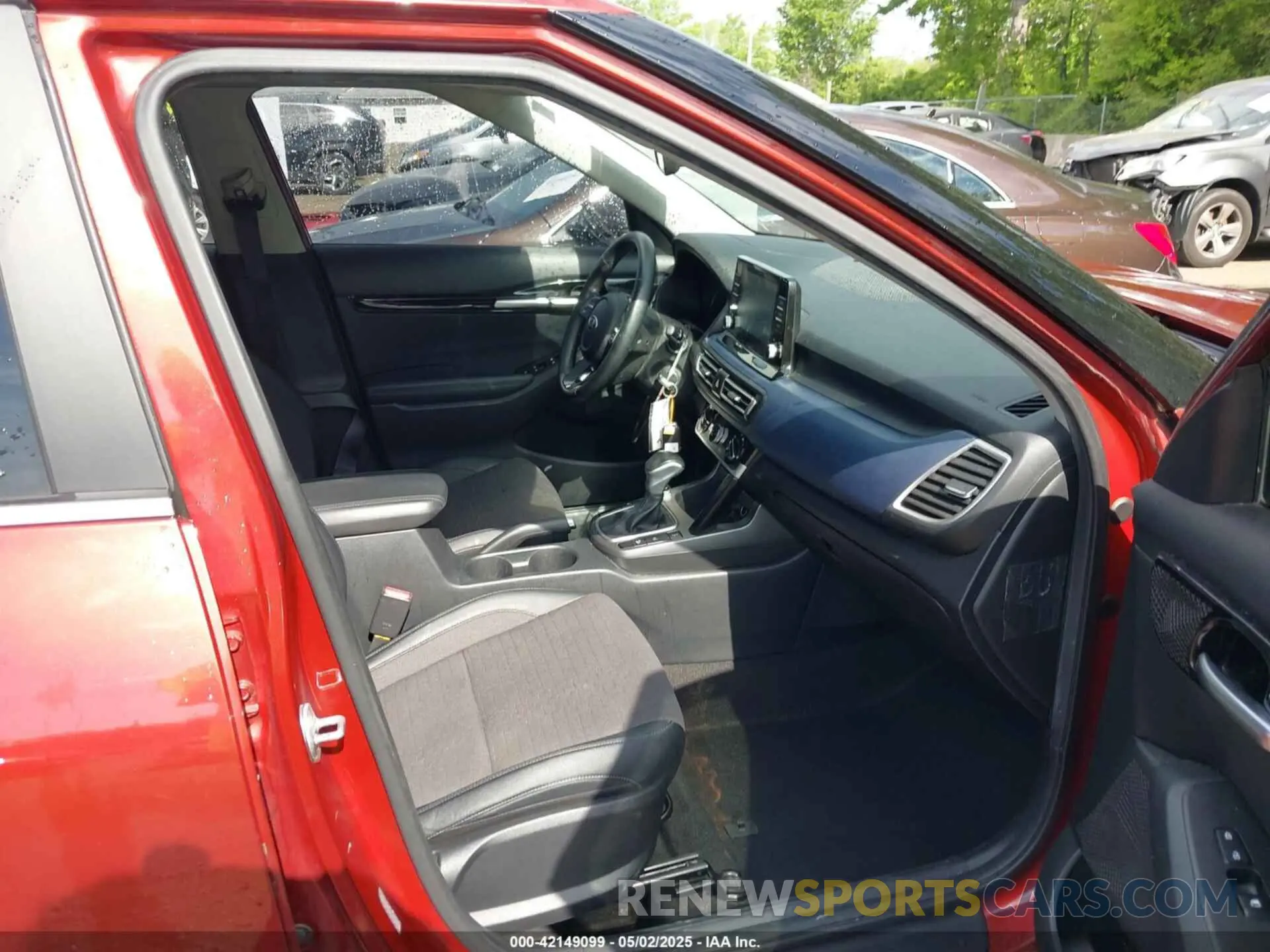 5 Photograph of a damaged car KNDEUCAA7M7205718 KIA SELTOS 2021