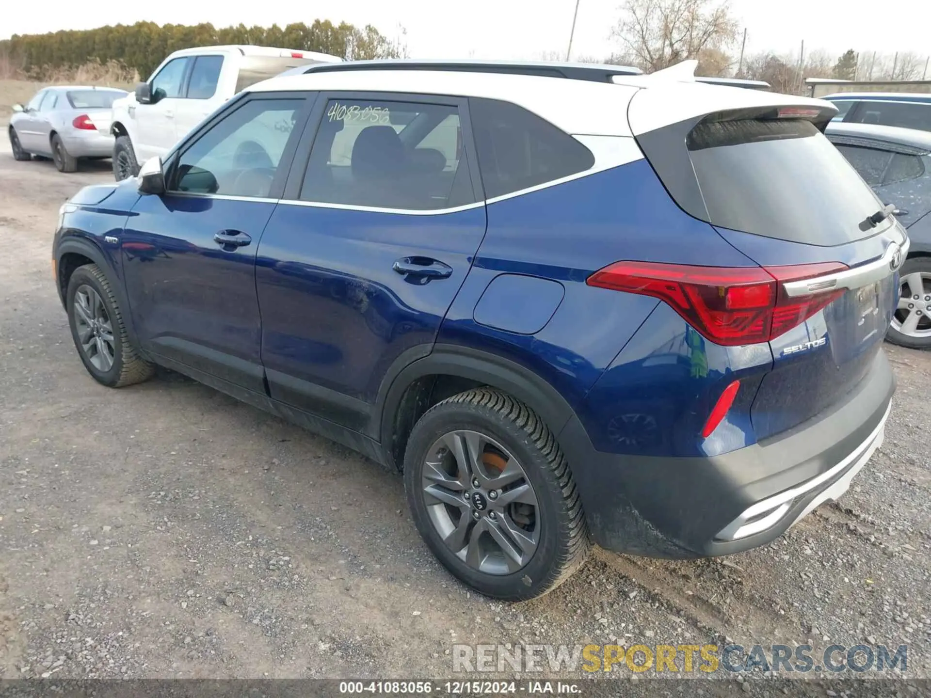 3 Фотография поврежденного автомобиля KNDEUCAA8M7082608 KIA SELTOS 2021