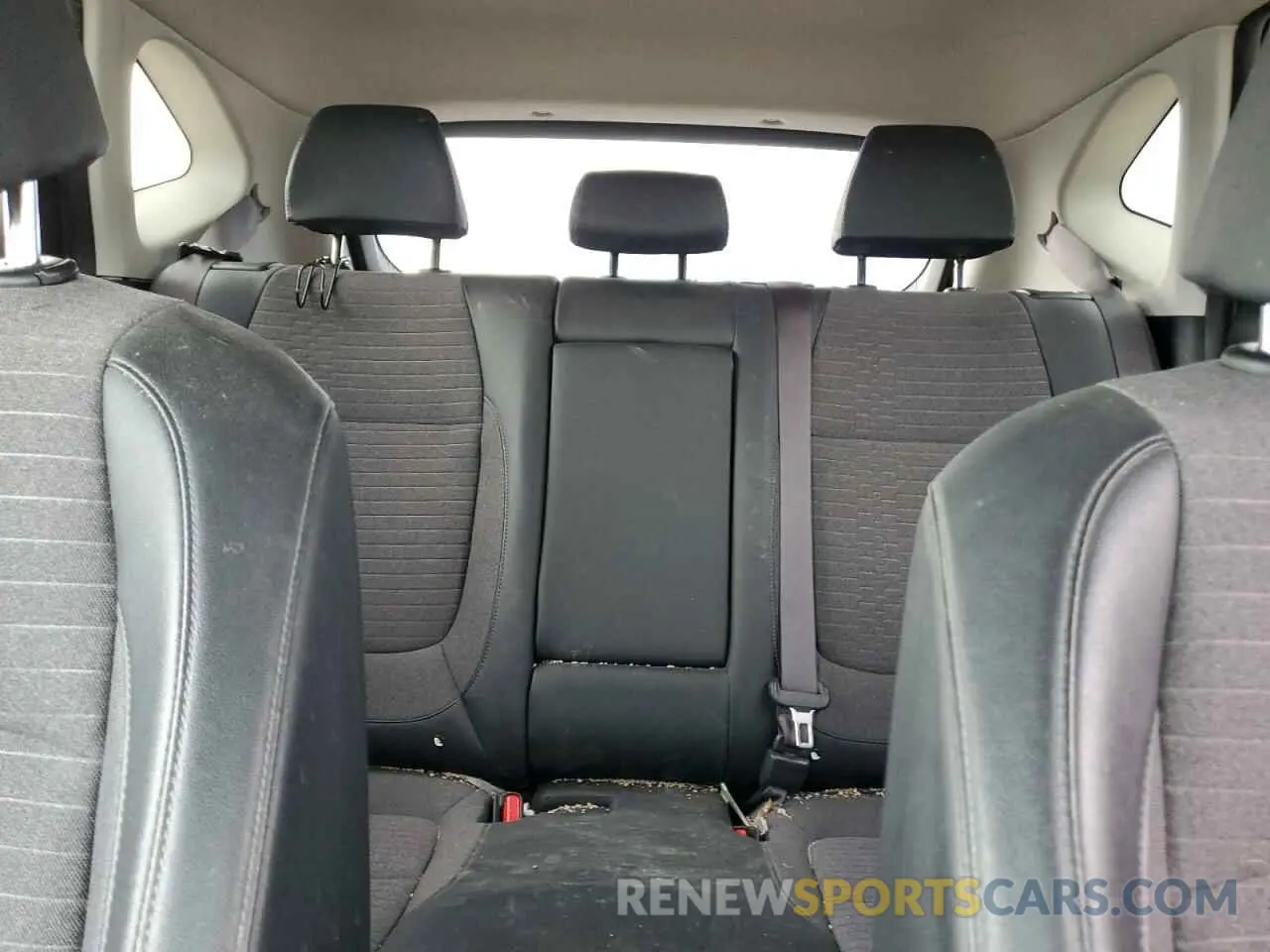 10 Photograph of a damaged car KNDEUCAA8M7162250 KIA SELTOS 2021
