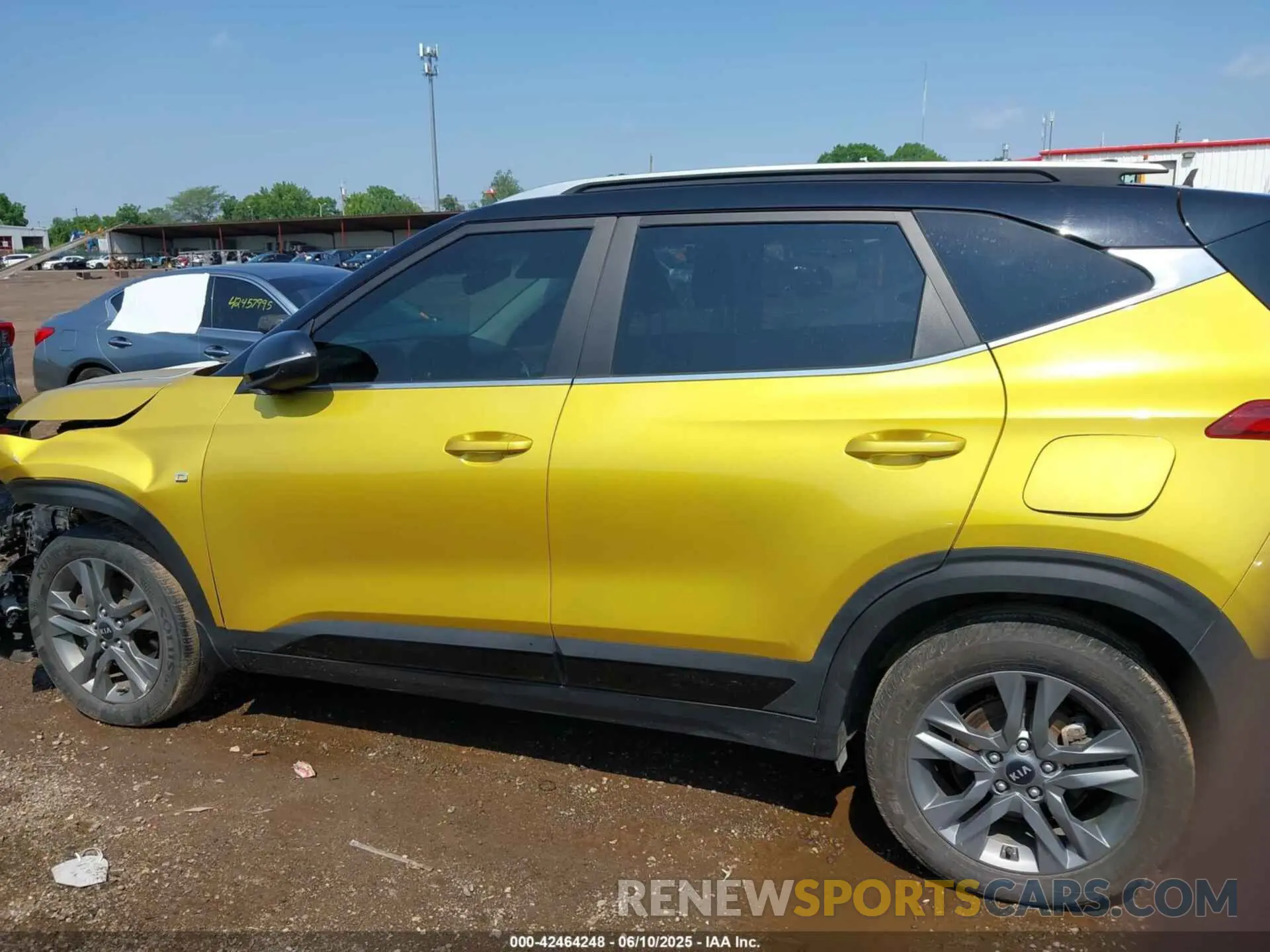 14 Фотография поврежденного автомобиля KNDEUCAA8M7194177 KIA SELTOS 2021