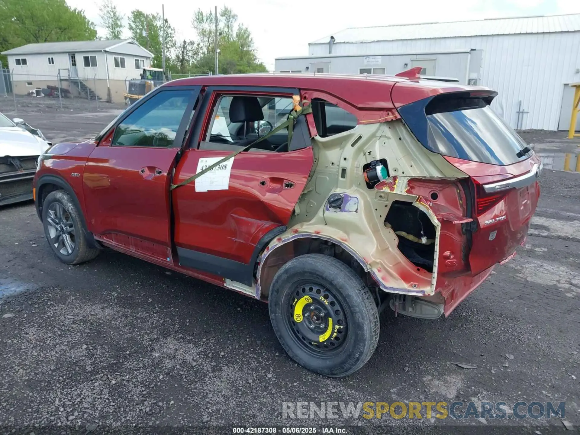 3 Фотография поврежденного автомобиля KNDEUCAA9M7074842 KIA SELTOS 2021