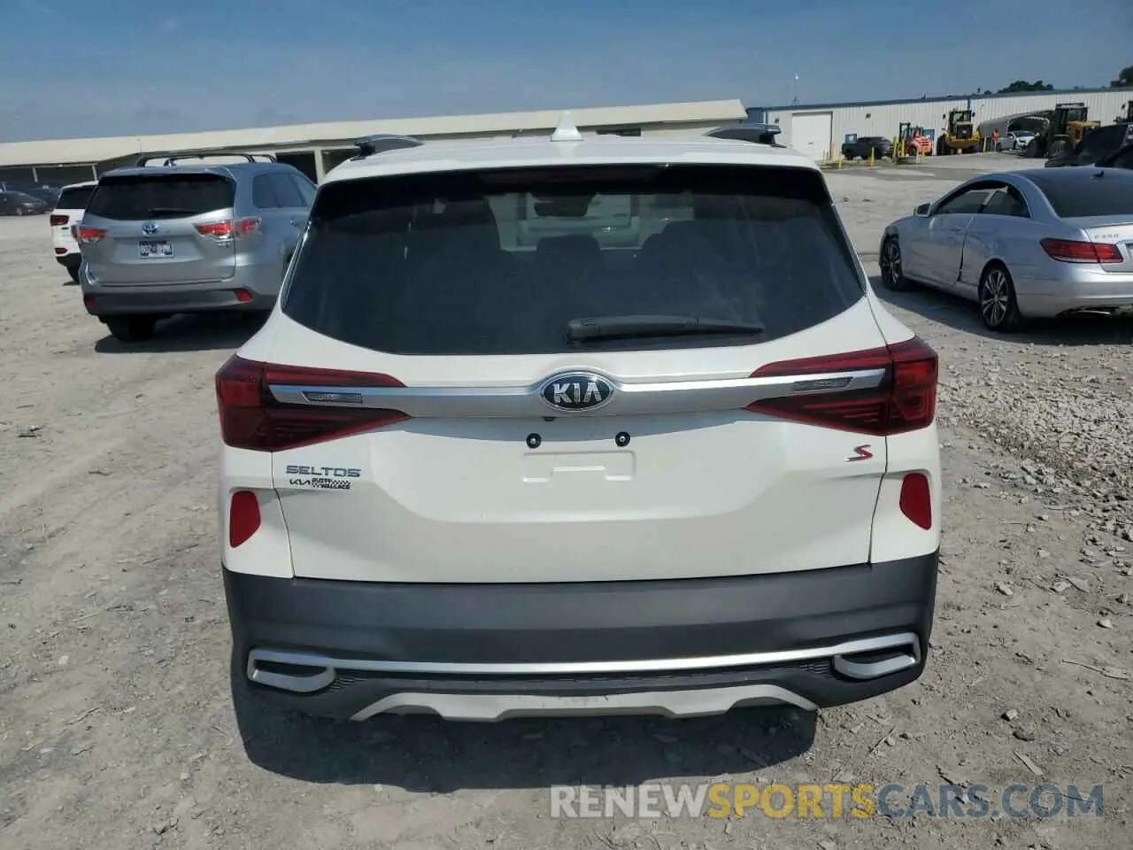 6 Photograph of a damaged car KNDEUCAA9M7097764 KIA SELTOS 2021