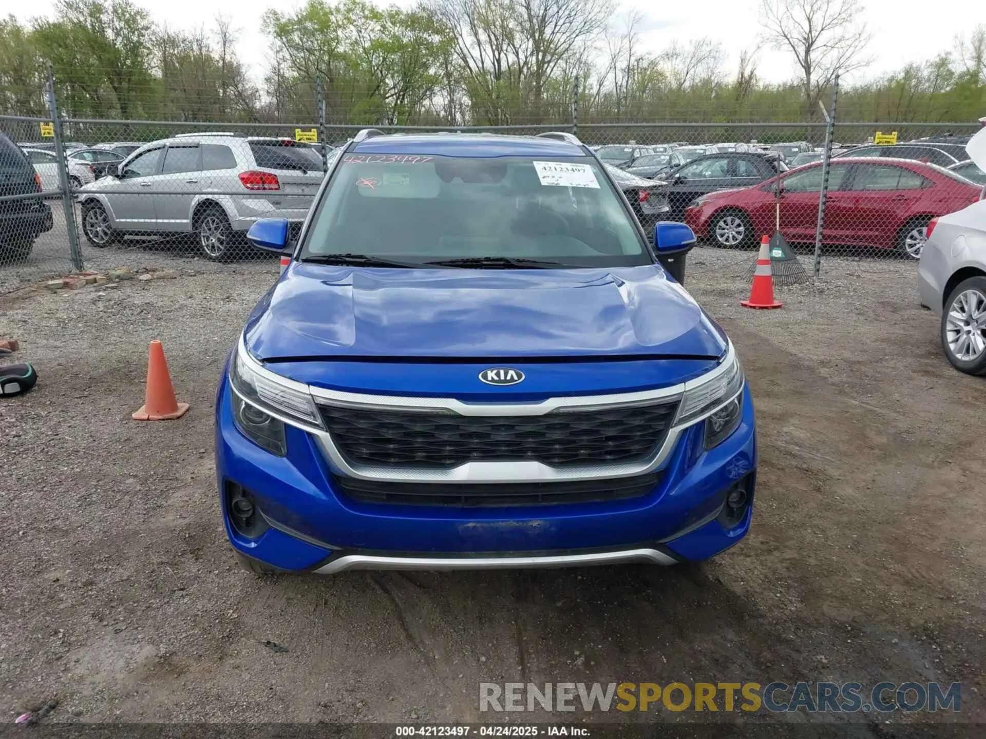 11 Фотография поврежденного автомобиля KNDEUCAAXM7221587 KIA SELTOS 2021