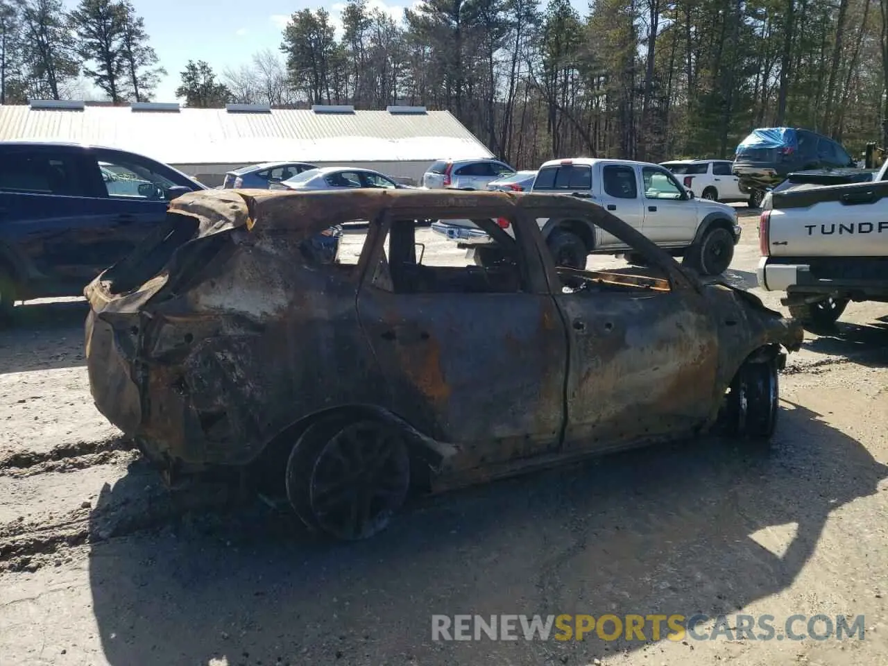 3 Photograph of a damaged car LNDEPCAA5M7045507 KIA SELTOS 2021
