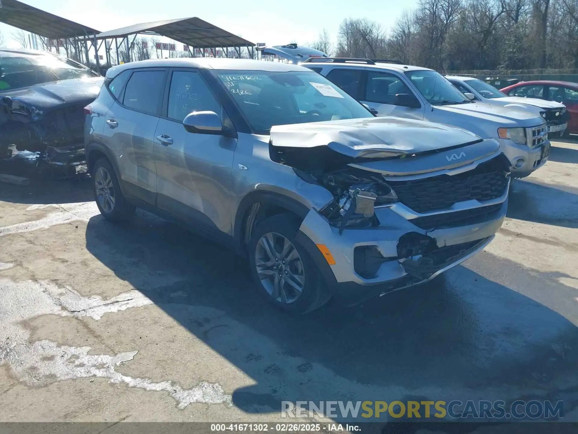 1 Photograph of a damaged car KNDEPCAA2N7251790 KIA SELTOS 2022