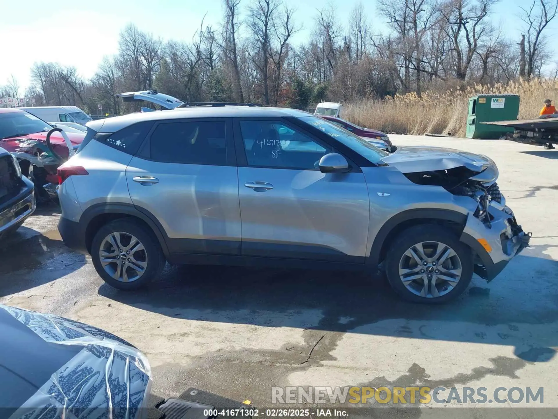 14 Photograph of a damaged car KNDEPCAA2N7251790 KIA SELTOS 2022