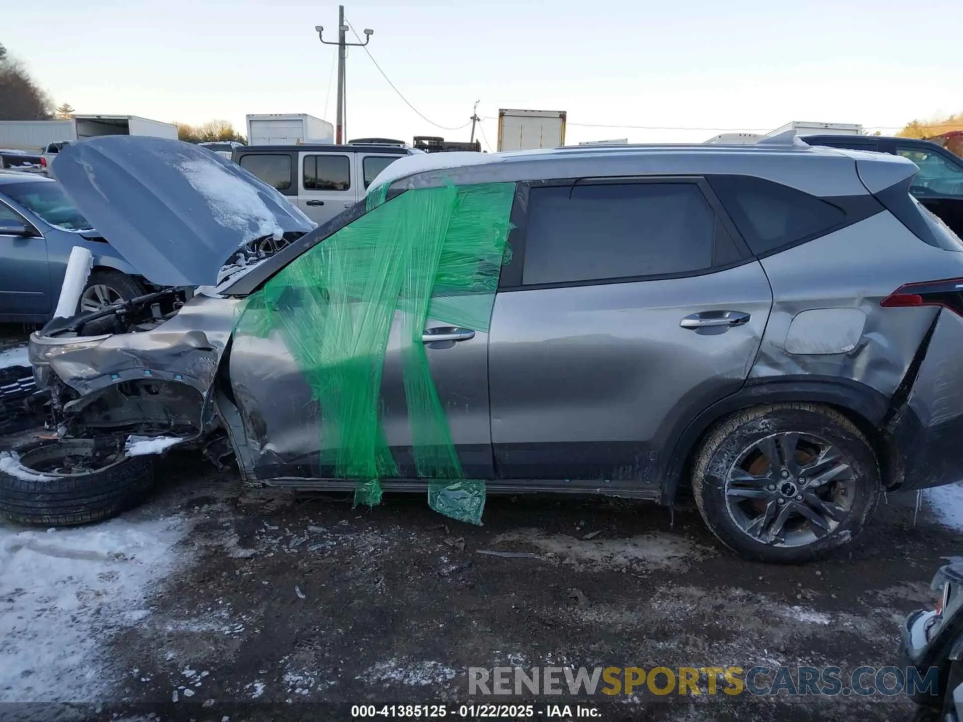 15 Photograph of a damaged car KNDEPCAA6N7333330 KIA SELTOS 2022