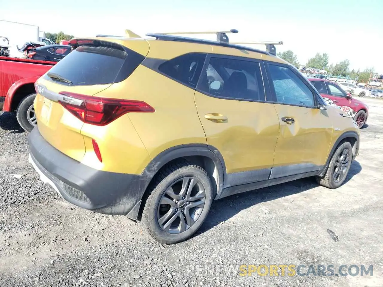 3 Photograph of a damaged car KNDEPCAA7N7263174 KIA SELTOS 2022