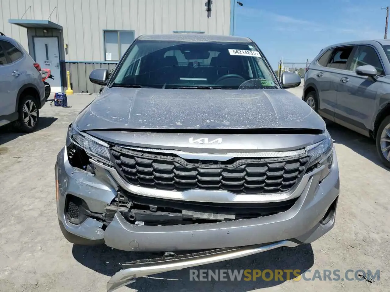 5 Photograph of a damaged car KNDEPCAA8N7330753 KIA SELTOS 2022