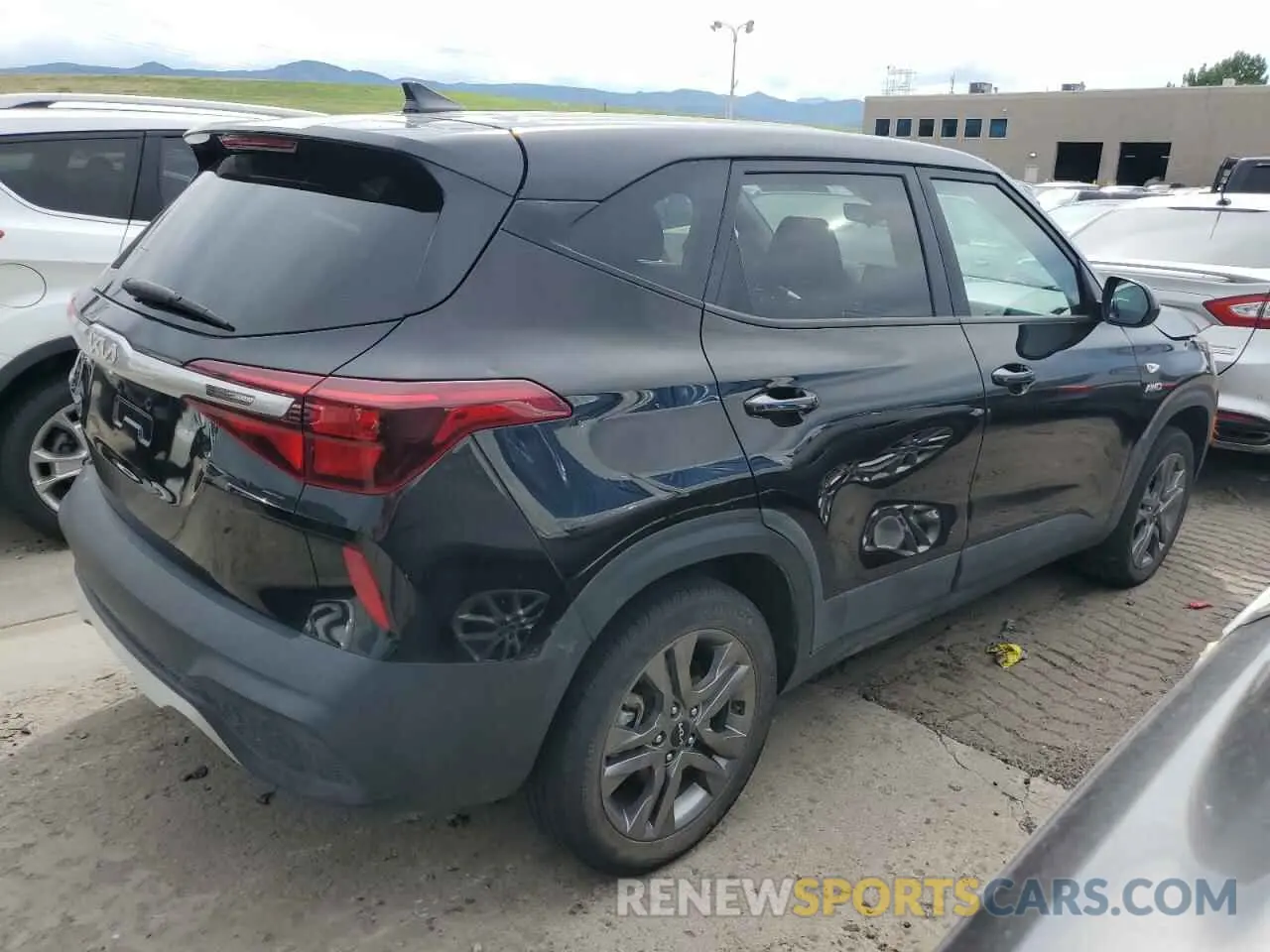 3 Фотография поврежденного автомобиля KNDEPCAA9N7340529 KIA SELTOS 2022