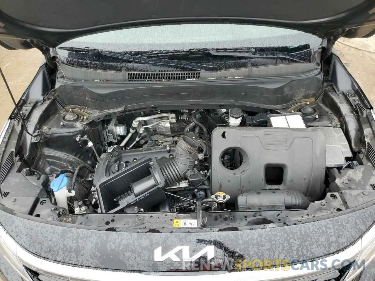 12 Photograph of a damaged car KNDERCAA0N7297581 KIA SELTOS 2022