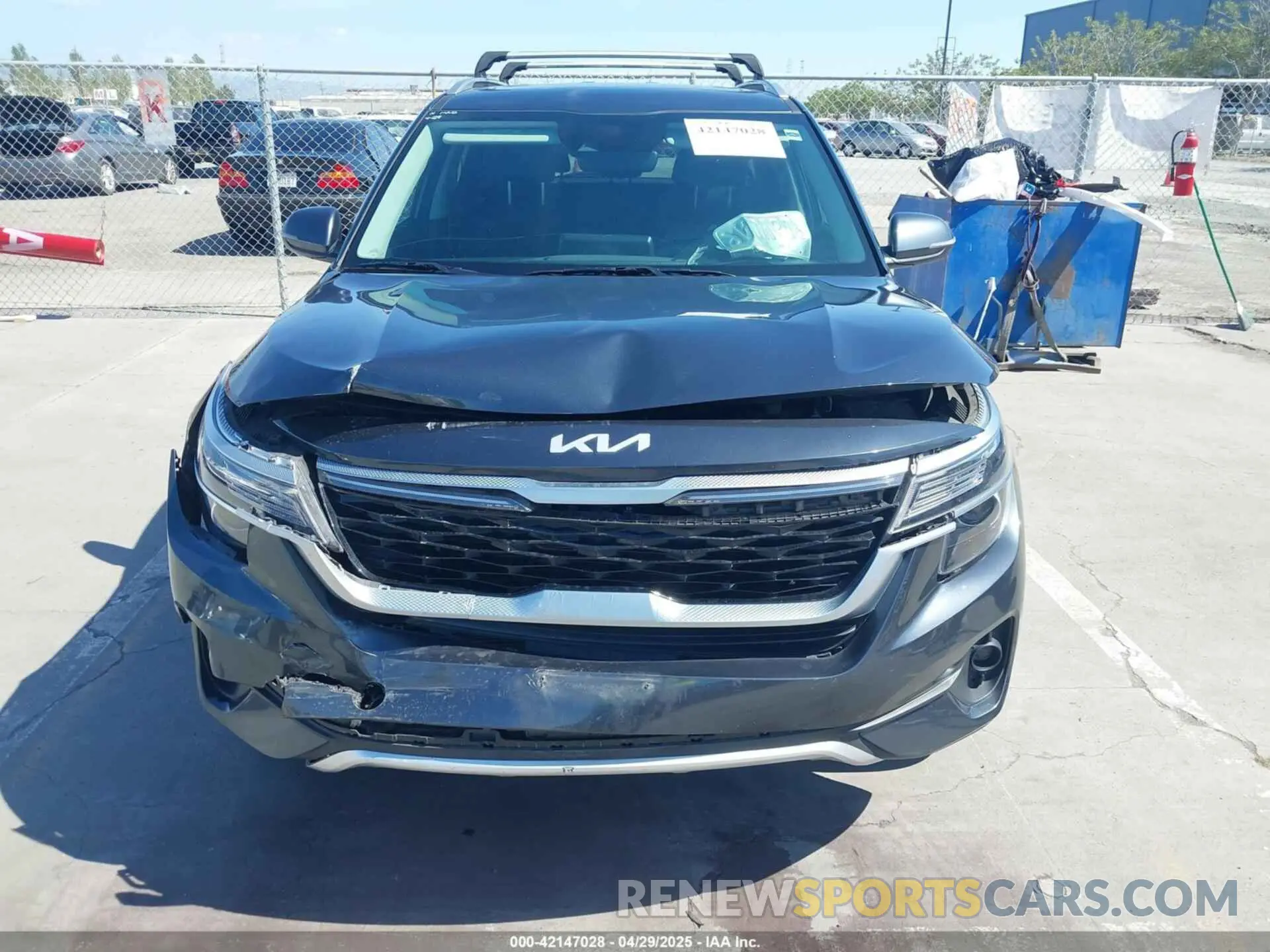 6 Photograph of a damaged car KNDERCAA0N7315688 KIA SELTOS 2022