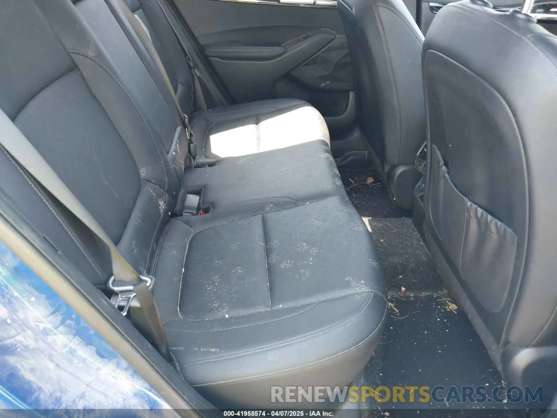 8 Photograph of a damaged car KNDERCAA2N7260578 KIA SELTOS 2022