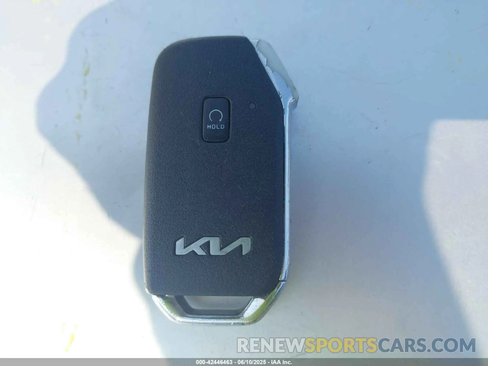 11 Photograph of a damaged car KNDERCAA8N7295996 KIA SELTOS 2022