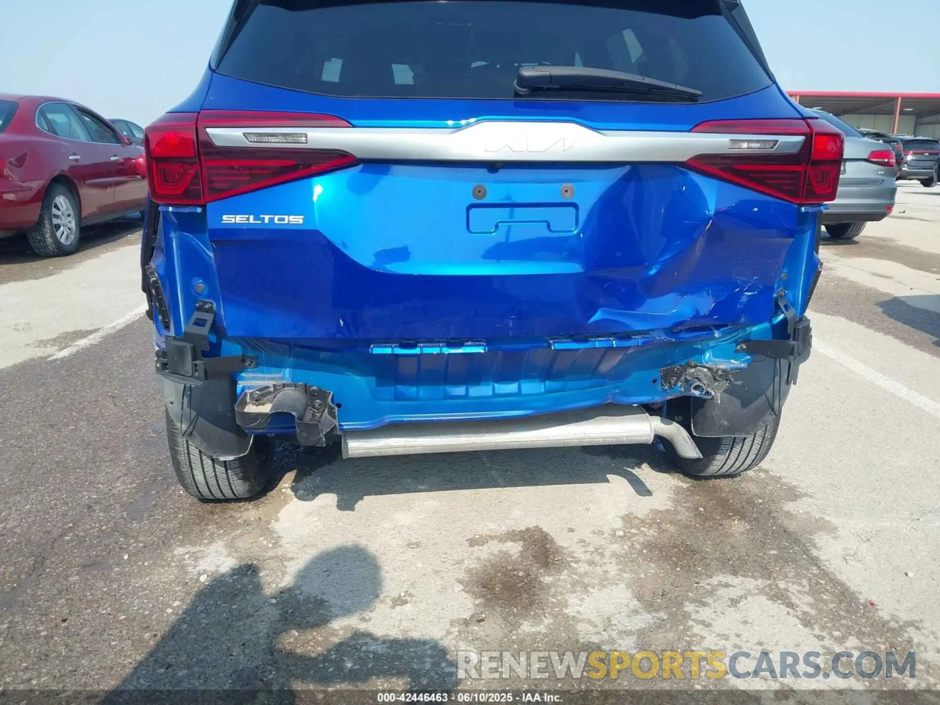 6 Photograph of a damaged car KNDERCAA8N7295996 KIA SELTOS 2022
