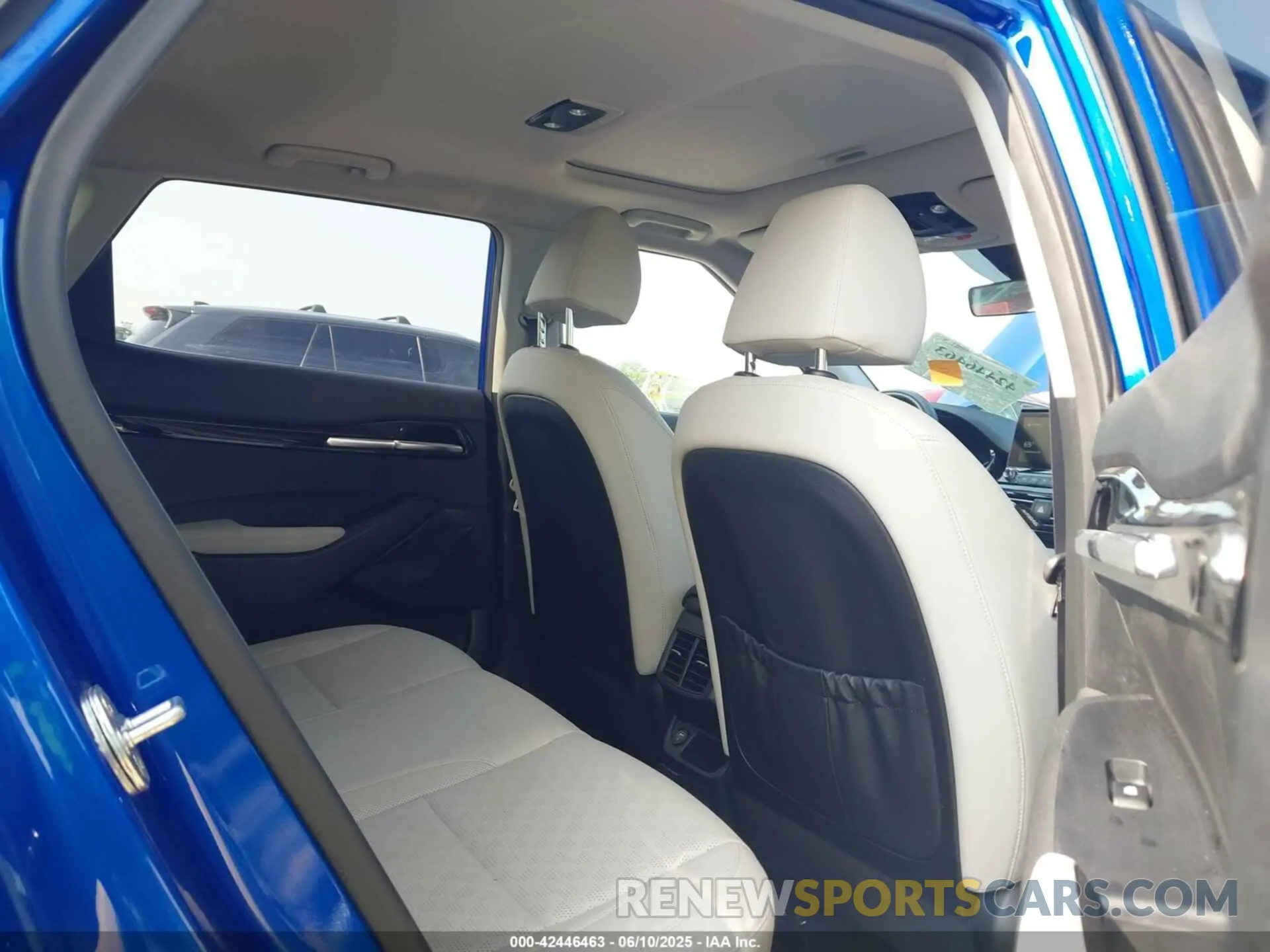8 Photograph of a damaged car KNDERCAA8N7295996 KIA SELTOS 2022