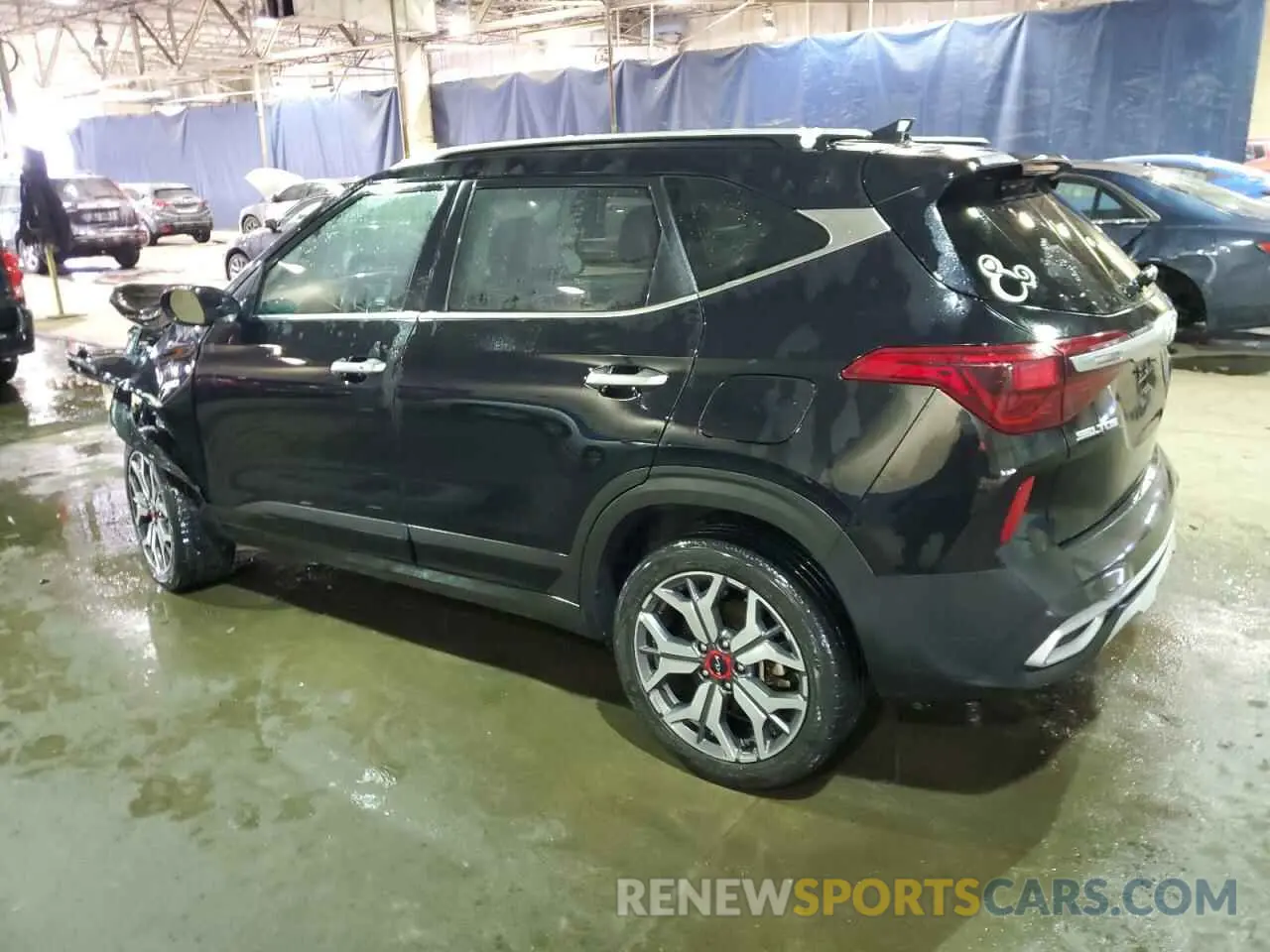 2 Photograph of a damaged car KNDETCA22N7317209 KIA SELTOS 2022
