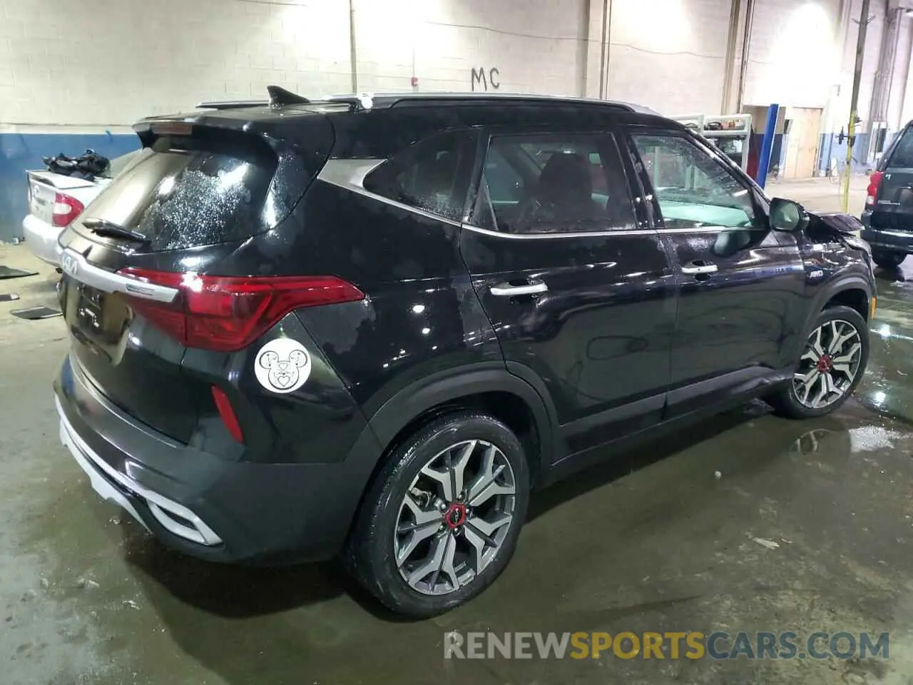 3 Photograph of a damaged car KNDETCA22N7317209 KIA SELTOS 2022