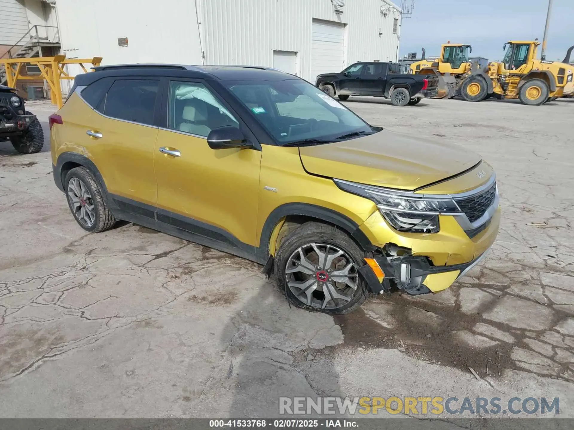 1 Photograph of a damaged car KNDETCA25N7274582 KIA SELTOS 2022