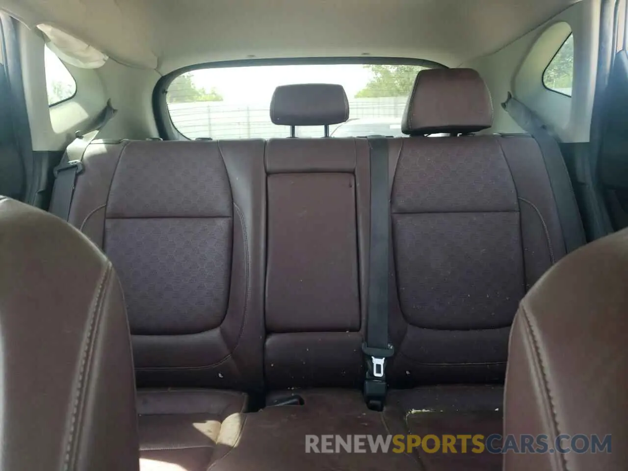 10 Фотография поврежденного автомобиля KNDETCA26N7268306 KIA SELTOS 2022