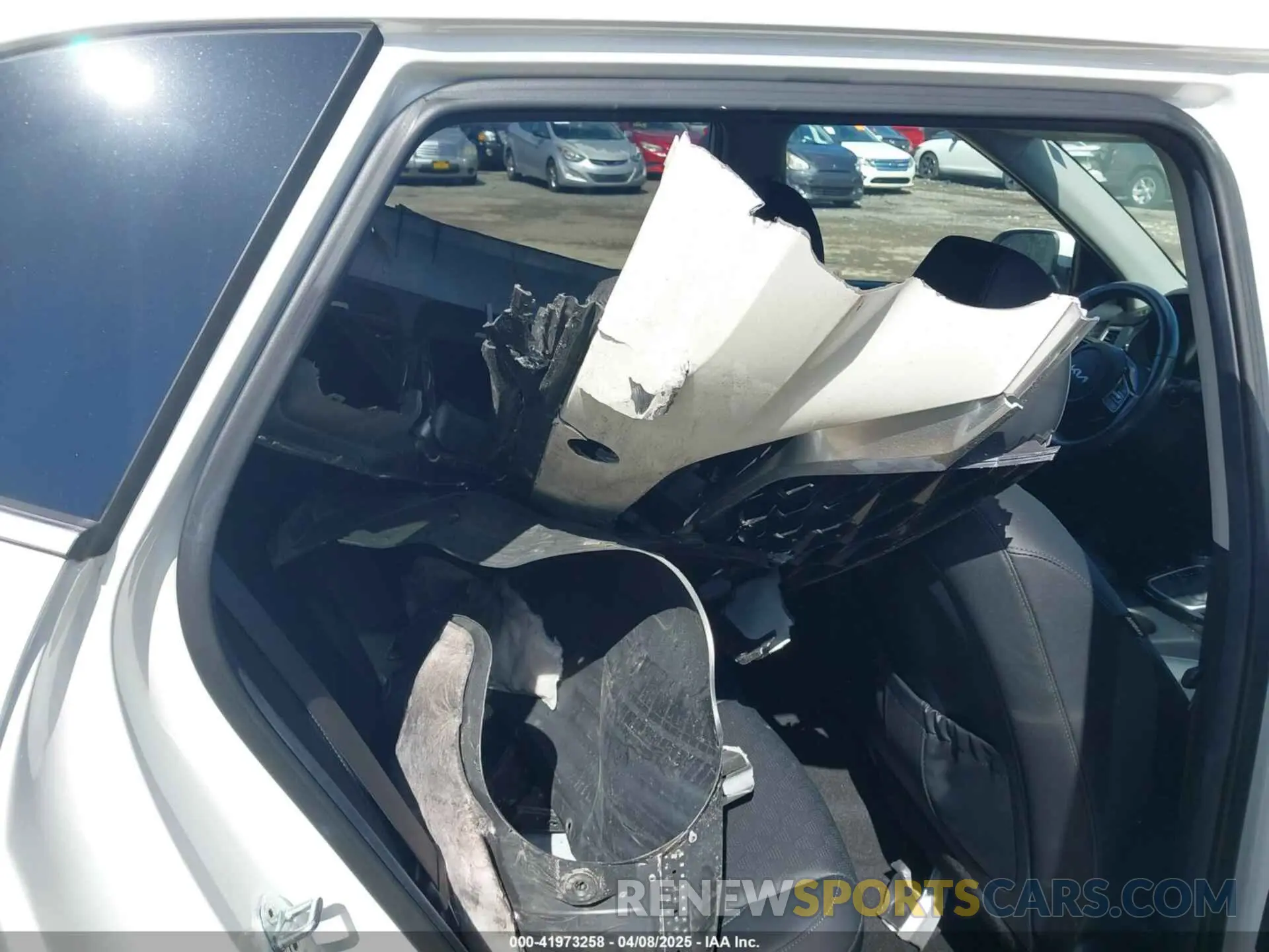 8 Фотография поврежденного автомобиля KNDETCA27N7273420 KIA SELTOS 2022