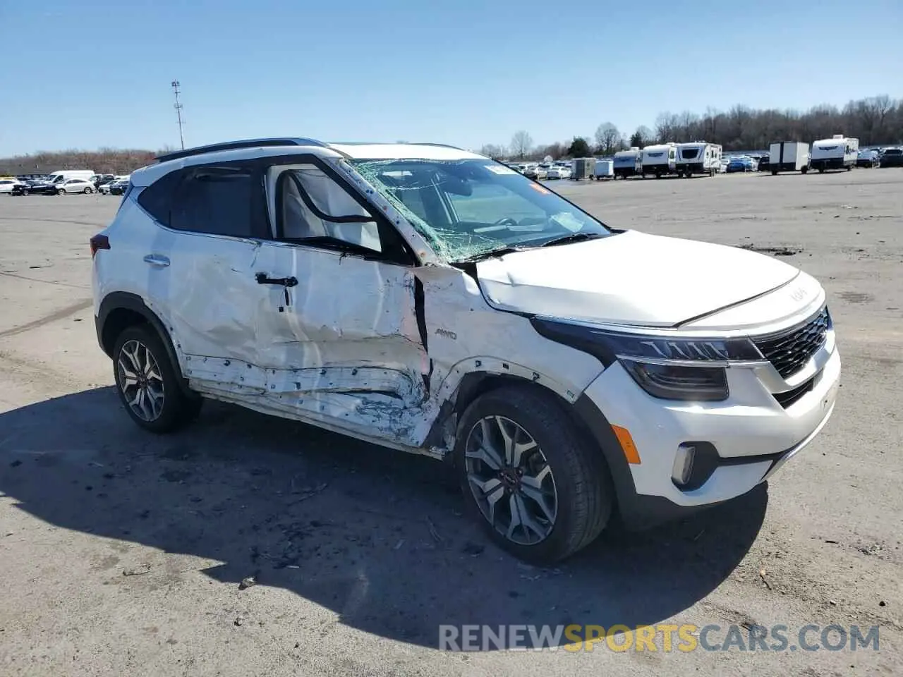 4 Фотография поврежденного автомобиля KNDETCA29N7241391 KIA SELTOS 2022