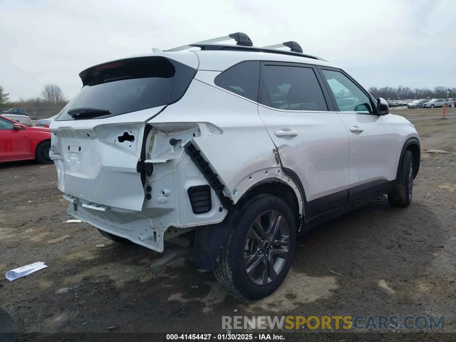 4 Фотография поврежденного автомобиля KNDEU2AA0N7307390 KIA SELTOS 2022