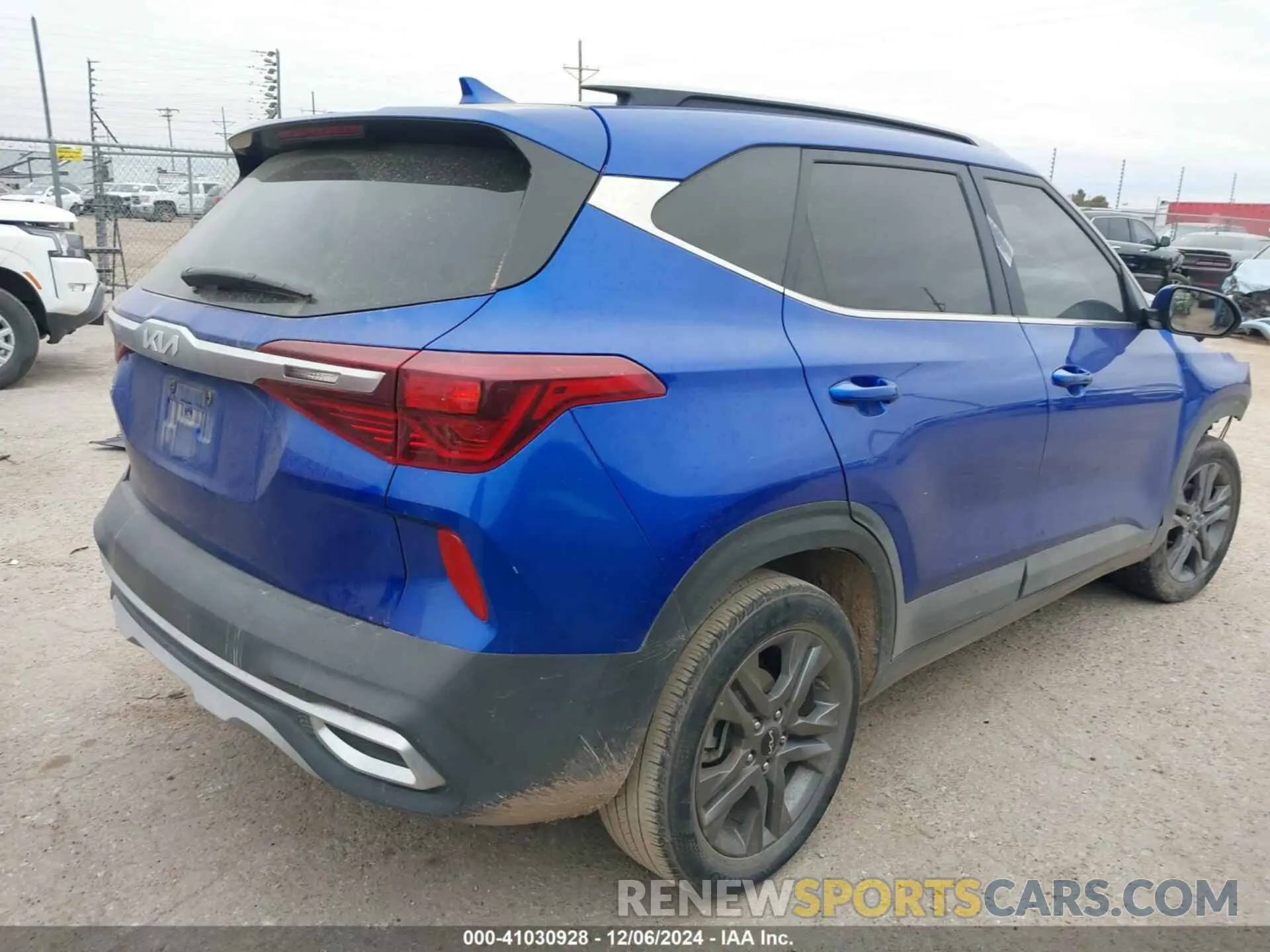 4 Фотография поврежденного автомобиля KNDEU2AA6N7345335 KIA SELTOS 2022