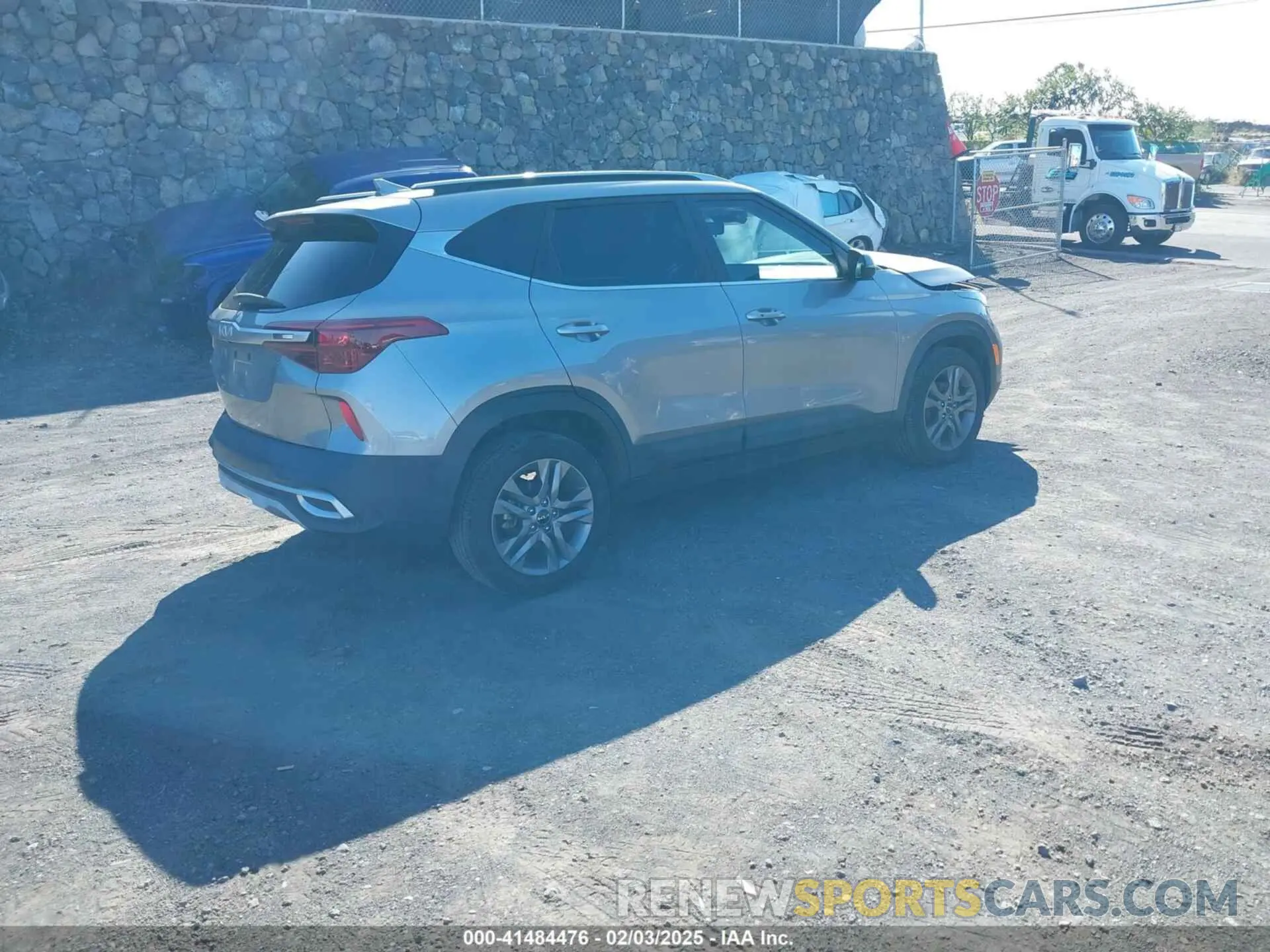 4 Фотография поврежденного автомобиля KNDEU2AA9N7269187 KIA SELTOS 2022